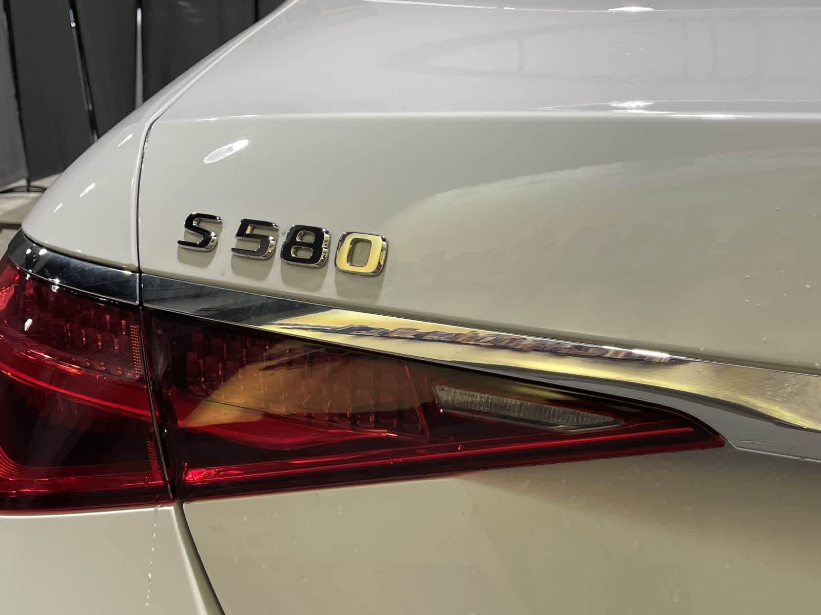 Thumbnail: 2024 Mercedes-Benz S-Class - 19