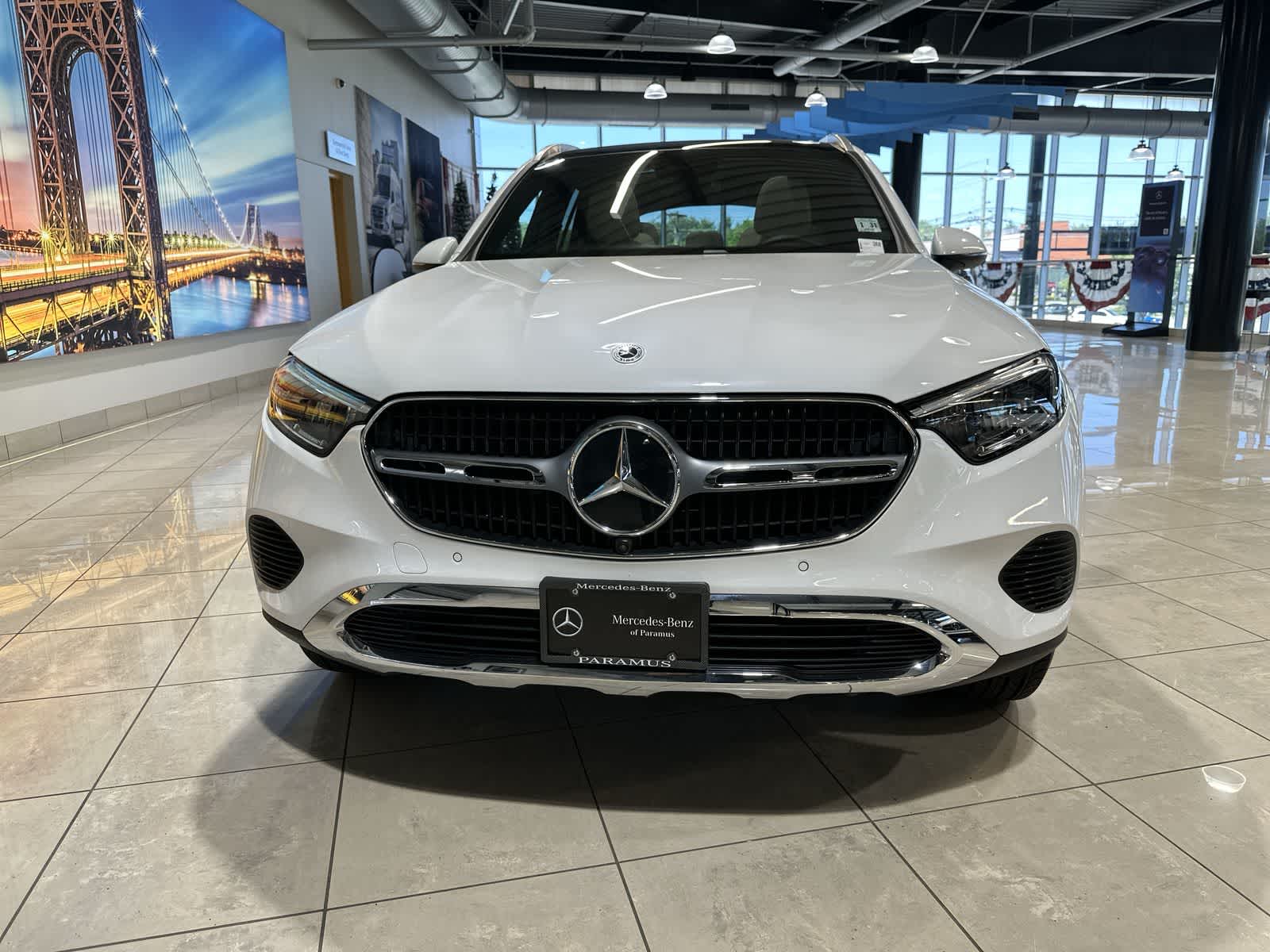 Thumbnail: 2026 Mercedes-Benz GLC - 18