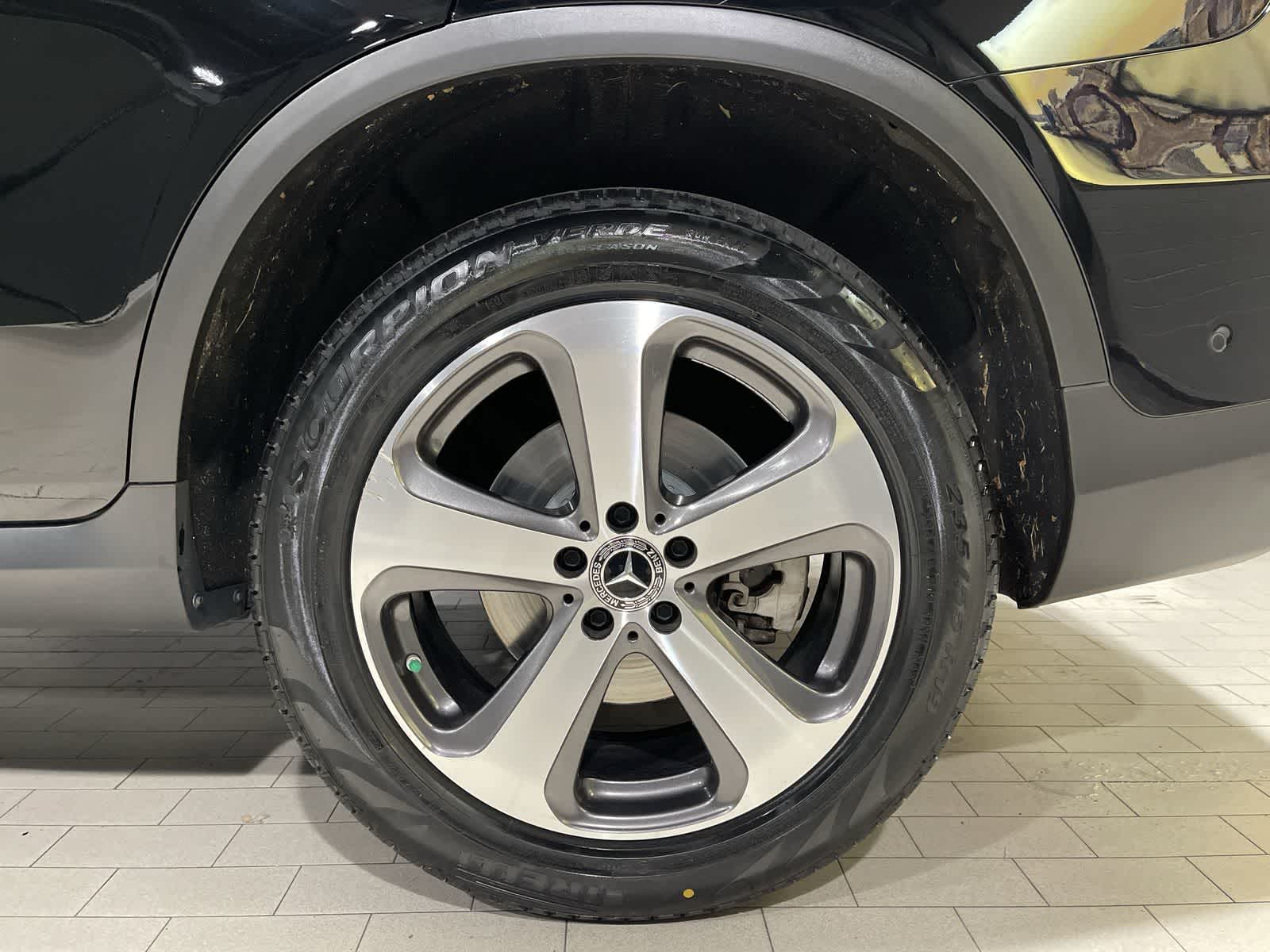 Thumbnail: 2022 Mercedes-Benz GLC - 20