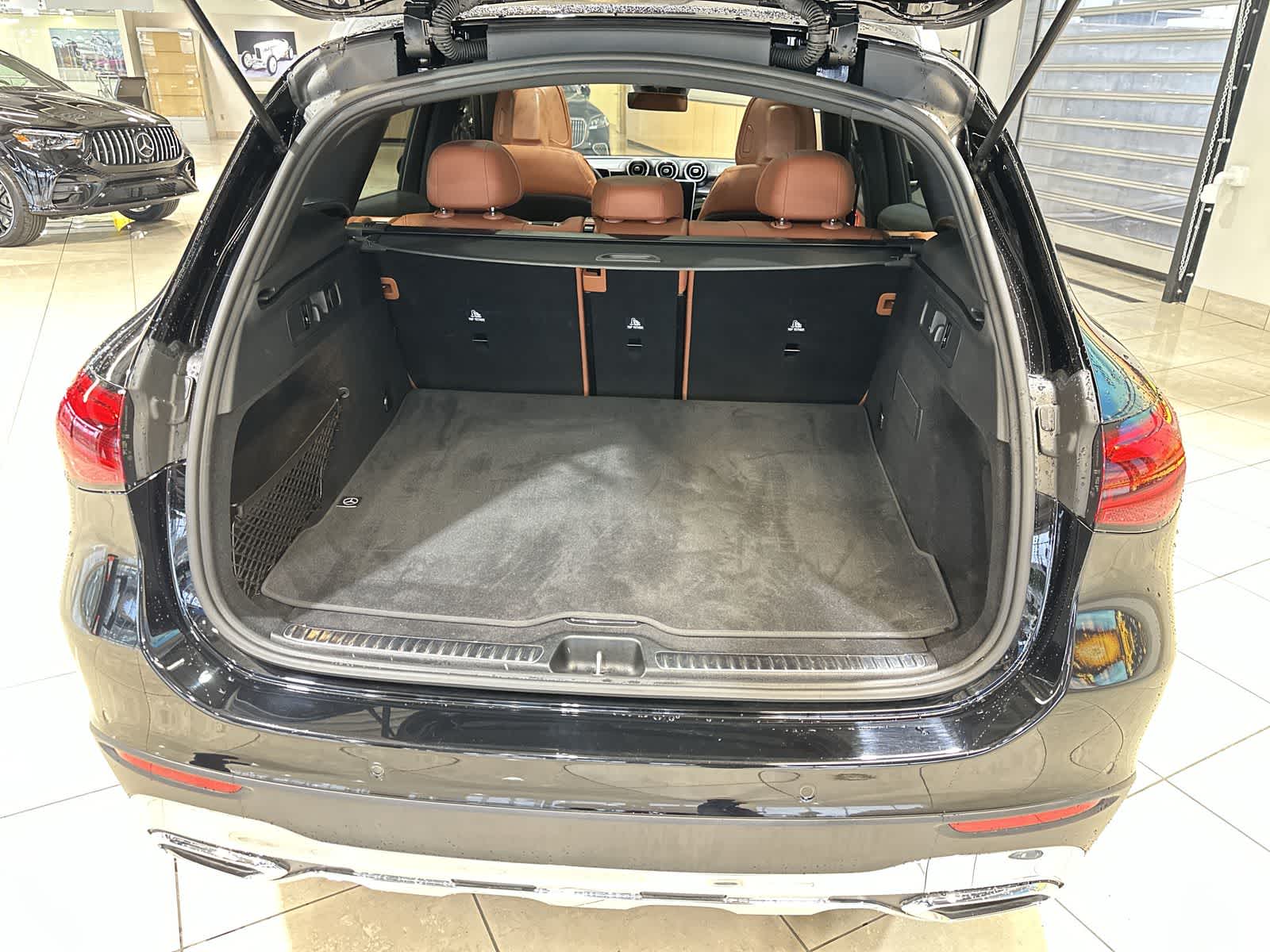 Thumbnail: 2023 Mercedes-Benz GLC - 31