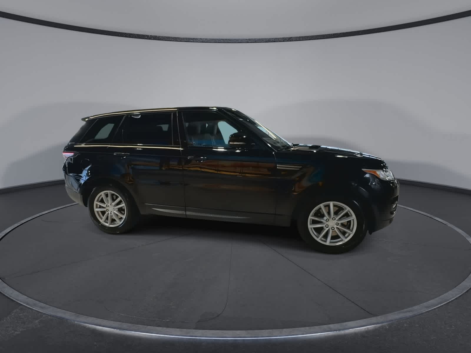 Thumbnail: 2017 Land Rover Range Rover Sport - 13
