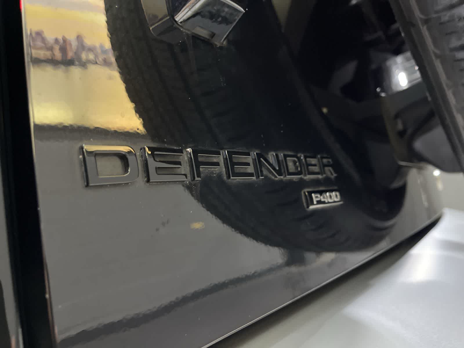Thumbnail: 2023 Land Rover Defender - 19