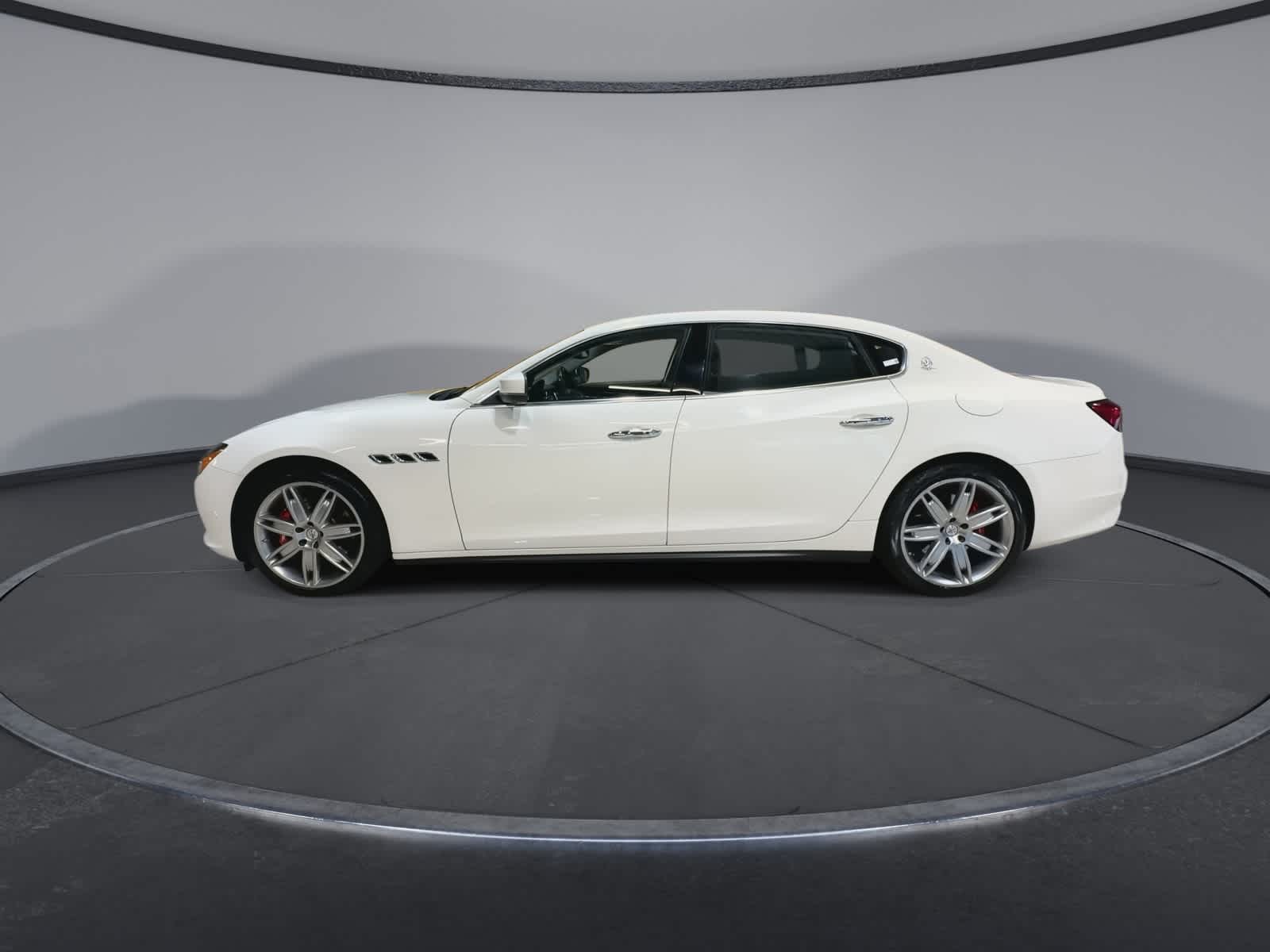 Thumbnail: 2021 Maserati Quattroporte - 7