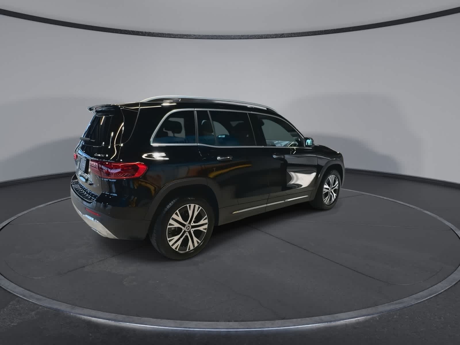 Thumbnail: 2026 Mercedes-Benz GLB - 13