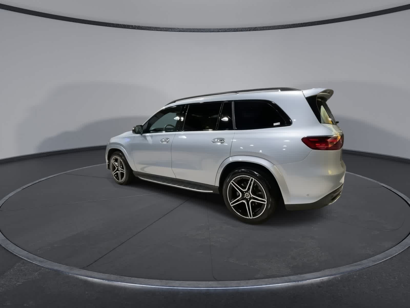Thumbnail: 2024 Mercedes-Benz GLS - 8