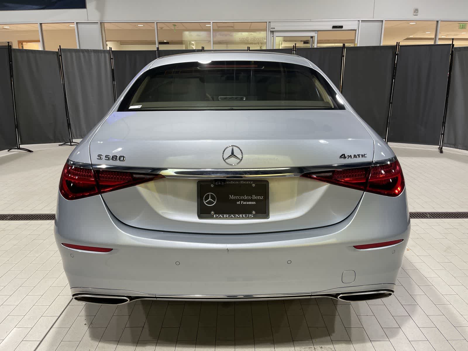 Thumbnail: 2021 Mercedes-Benz S-Class - 17