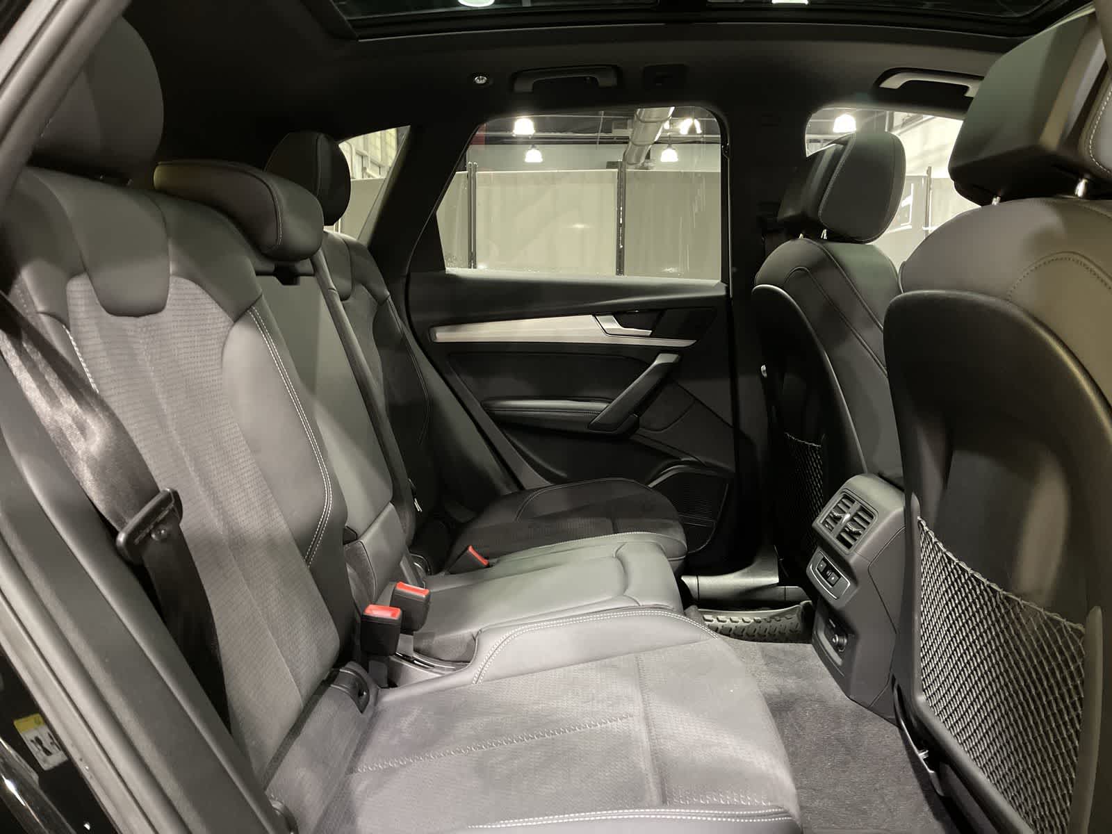 Thumbnail: 2021 Audi Q5 - 25