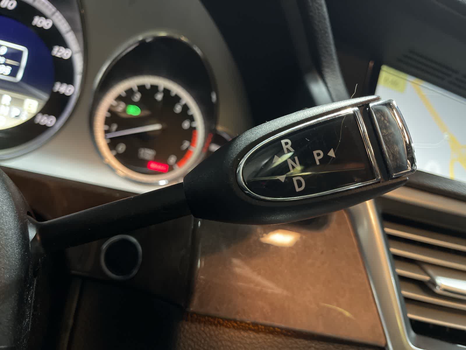 Thumbnail: 2012 Mercedes-Benz E-Class - 29