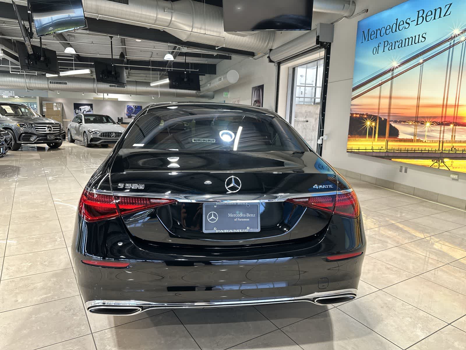 Thumbnail: 2024 Mercedes-Benz S-Class - 17