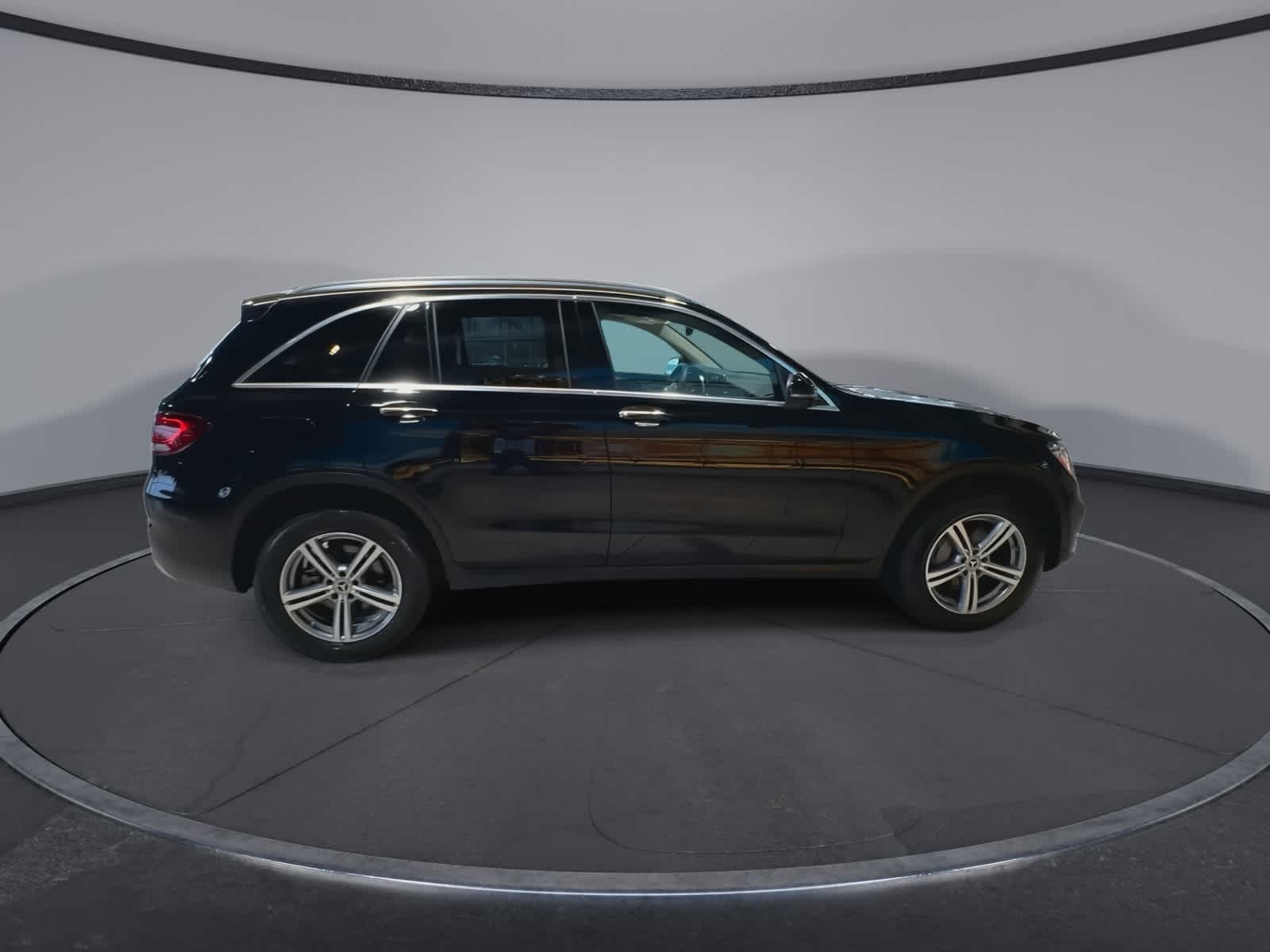 Thumbnail: 2022 Mercedes-Benz GLC - 13