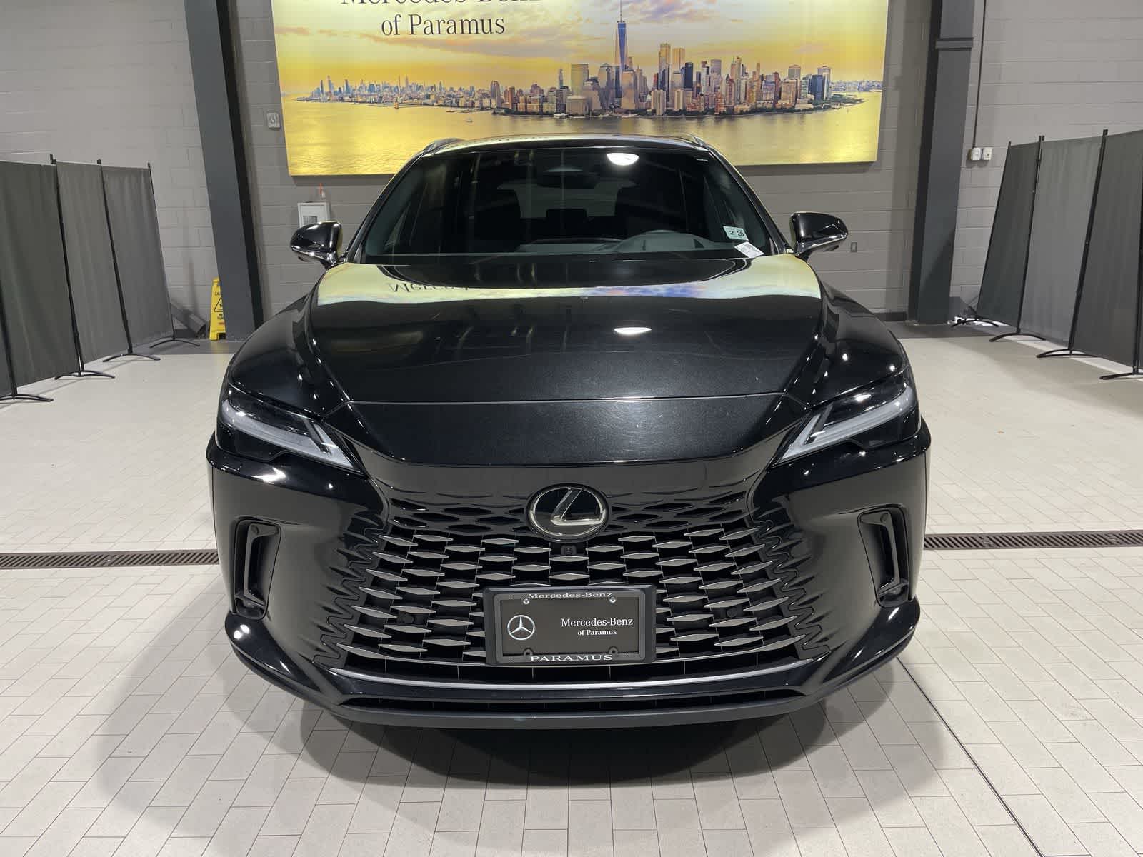 Thumbnail: 2023 Lexus RX - 18