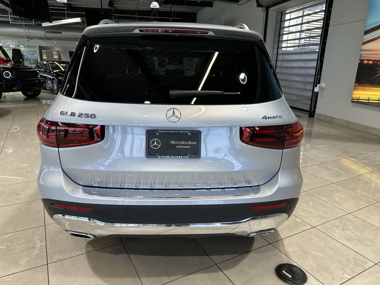 Thumbnail: 2026 Mercedes-Benz GLB - 17