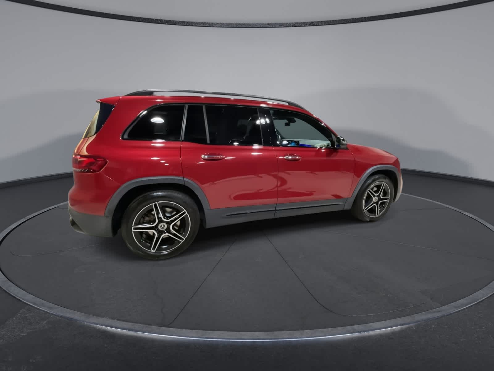 Thumbnail: 2021 Mercedes-Benz GLB - 12