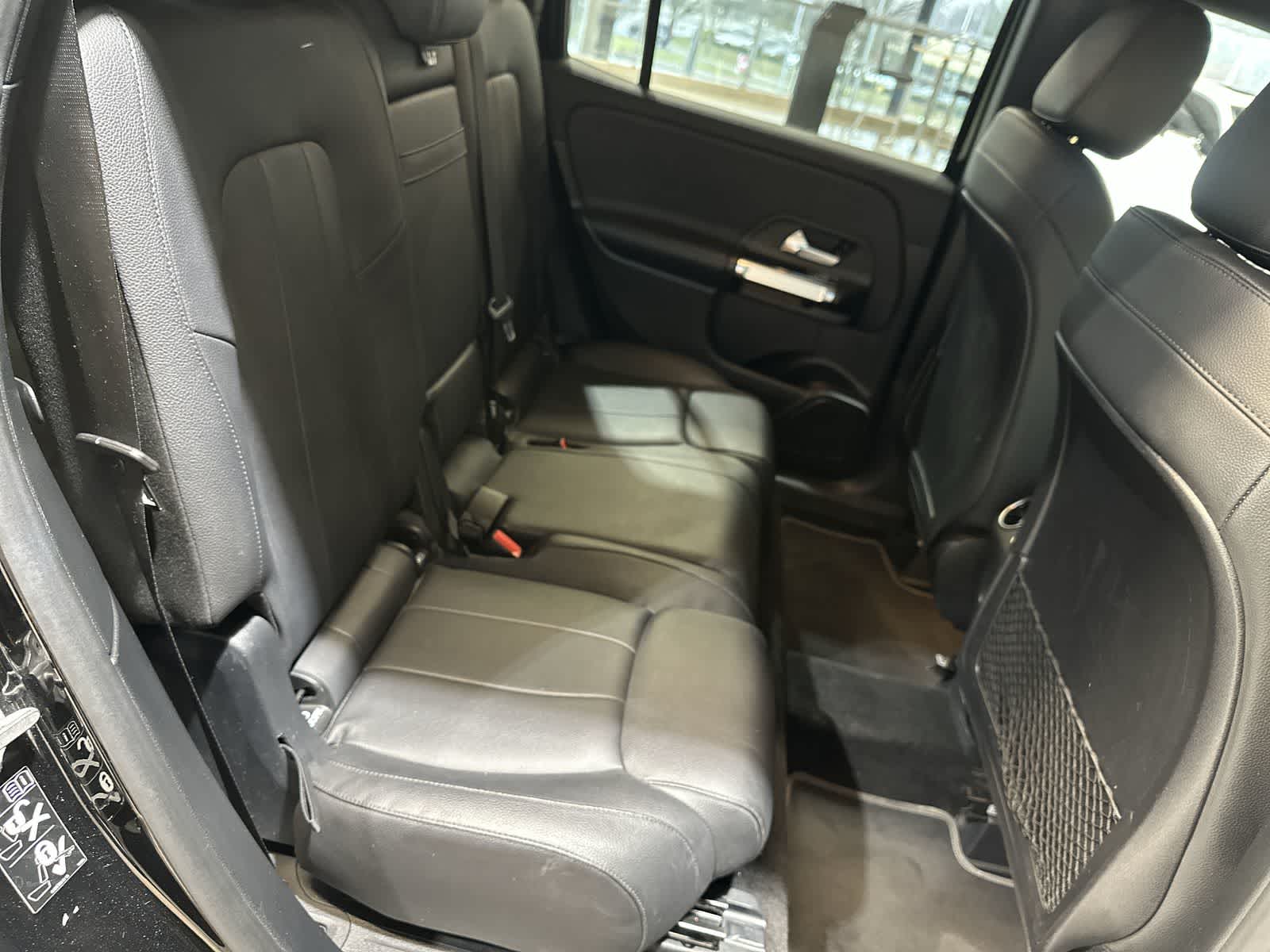 Thumbnail: 2021 Mercedes-Benz GLB - 25