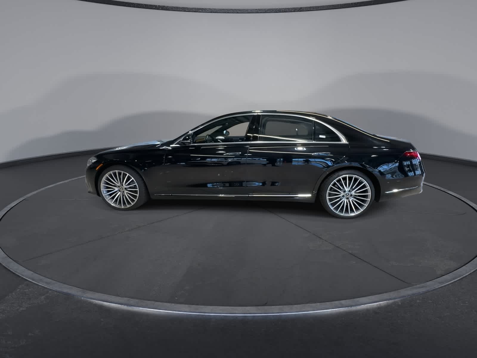 Thumbnail: 2022 Mercedes-Benz S-Class - 7
