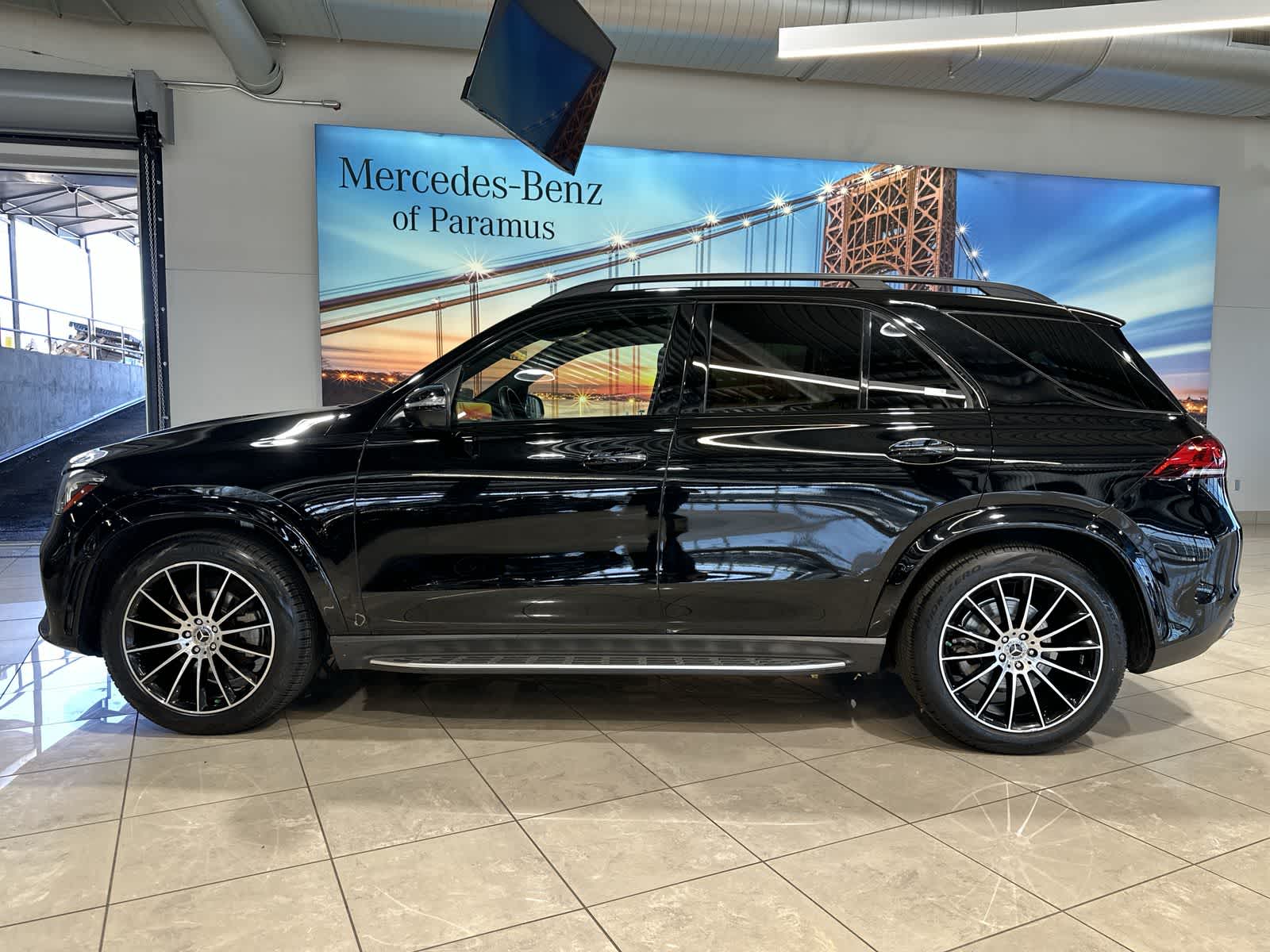 Thumbnail: 2023 Mercedes-Benz GLE - 15