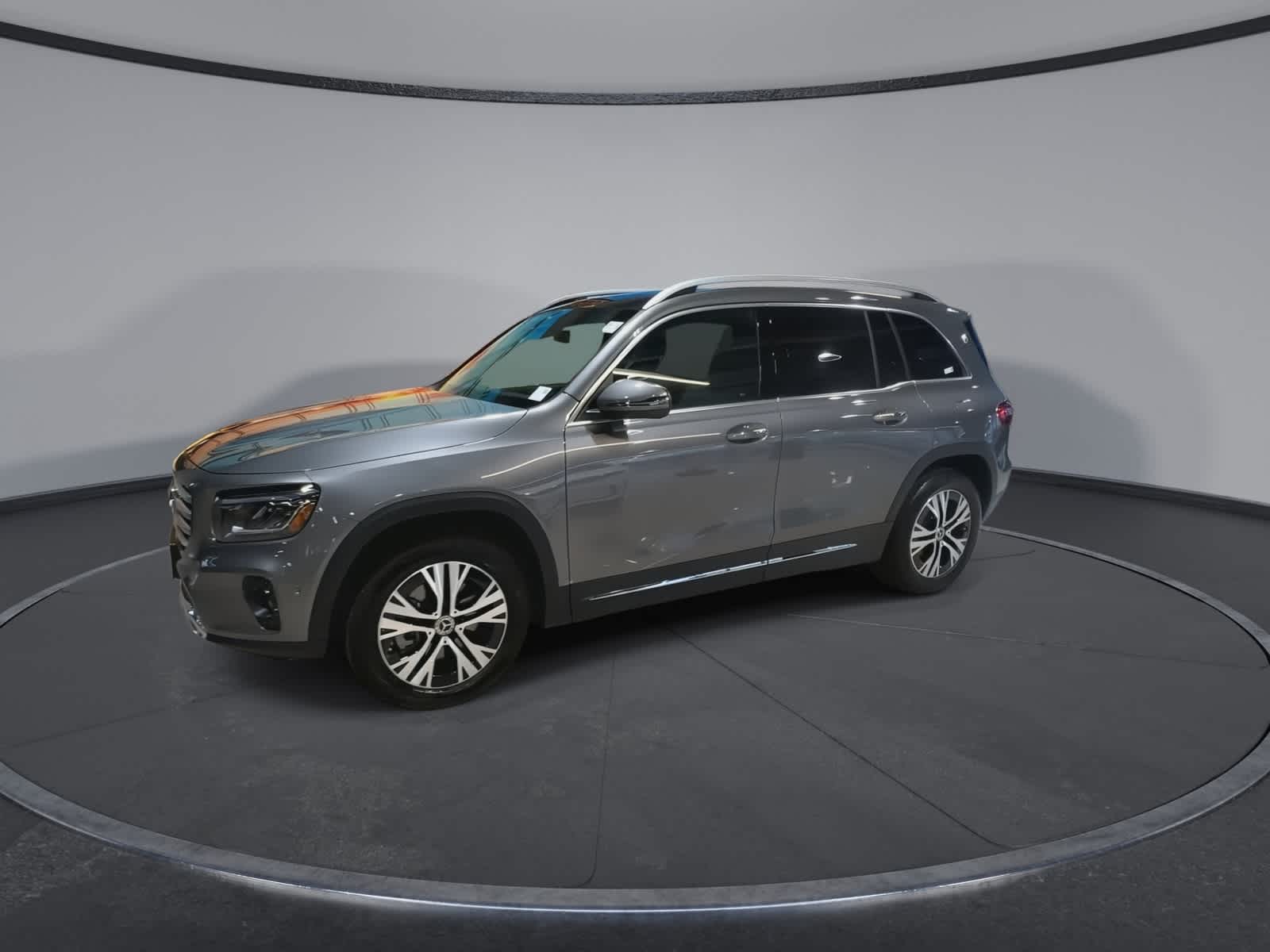 Thumbnail: 2026 Mercedes-Benz GLB - 5