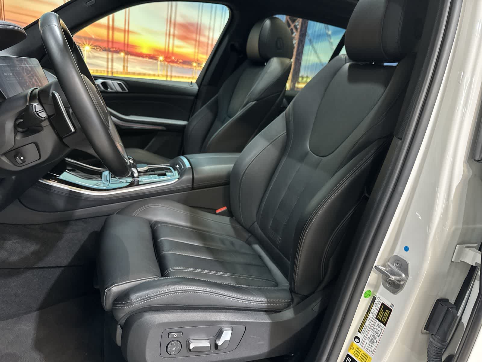 Thumbnail: 2021 BMW X5 - 23