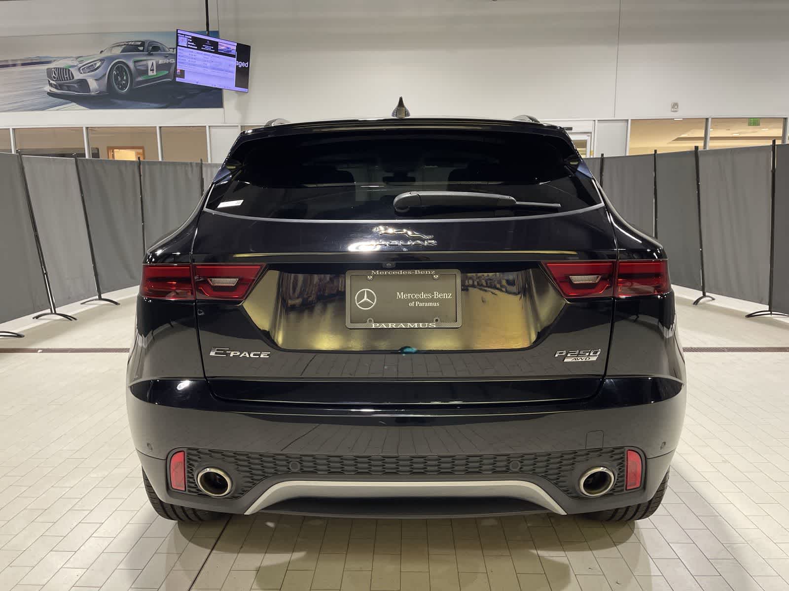 Thumbnail: 2020 Jaguar E-Pace - 17