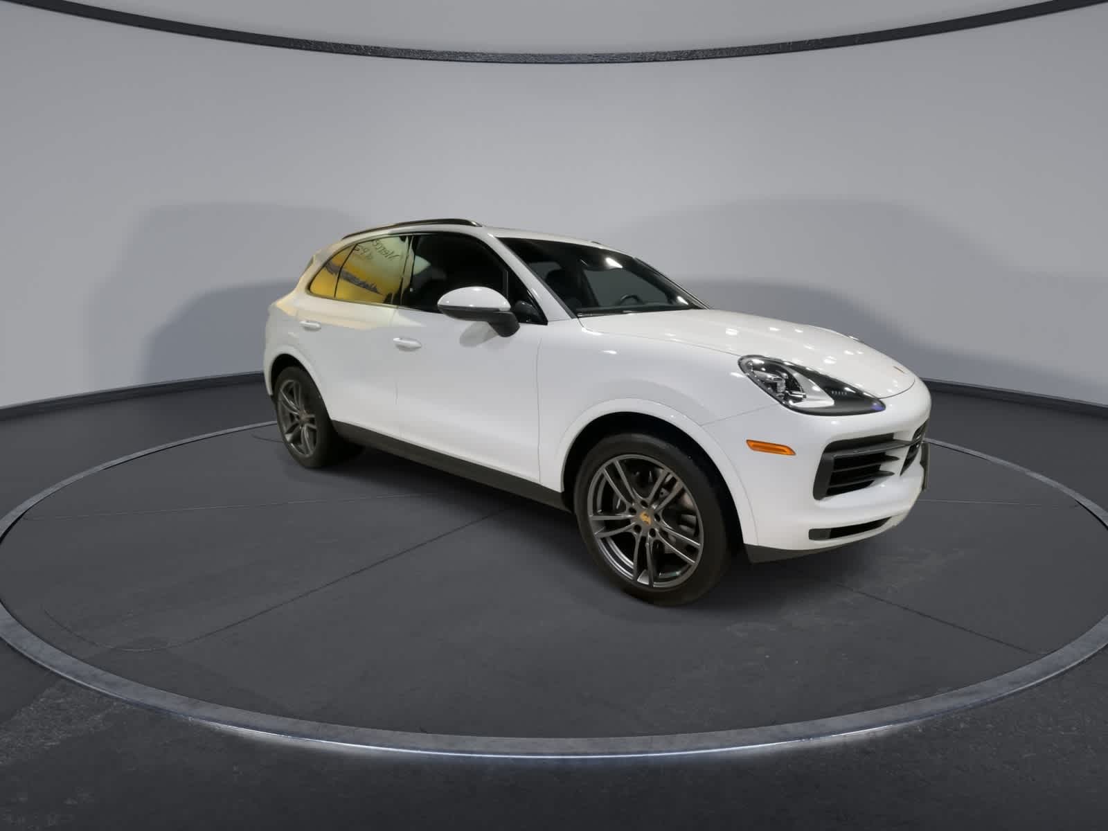 Thumbnail: 2023 Porsche Cayenne - 2