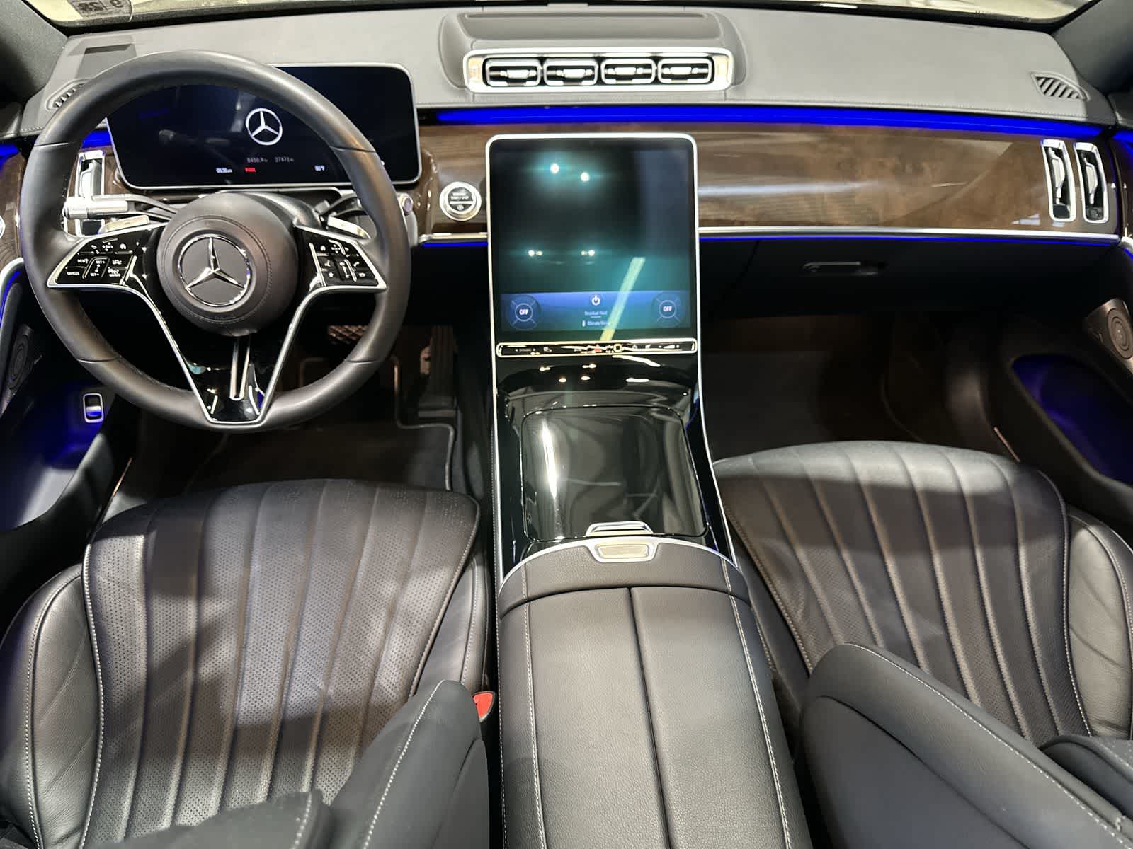 Thumbnail: 2023 Mercedes-Benz S-Class - 22