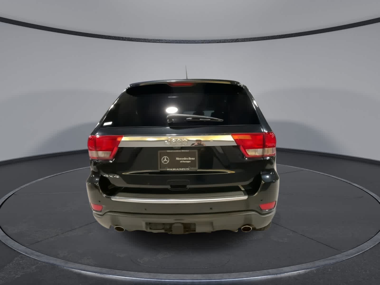 Thumbnail: 2011 Jeep Grand Cherokee - 10