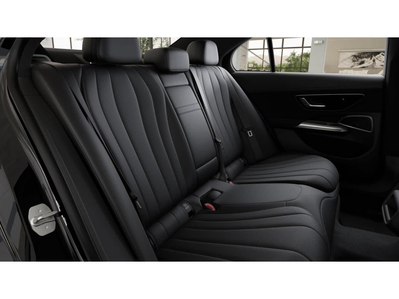 Thumbnail: 2026 Mercedes-Benz E-Class - 4