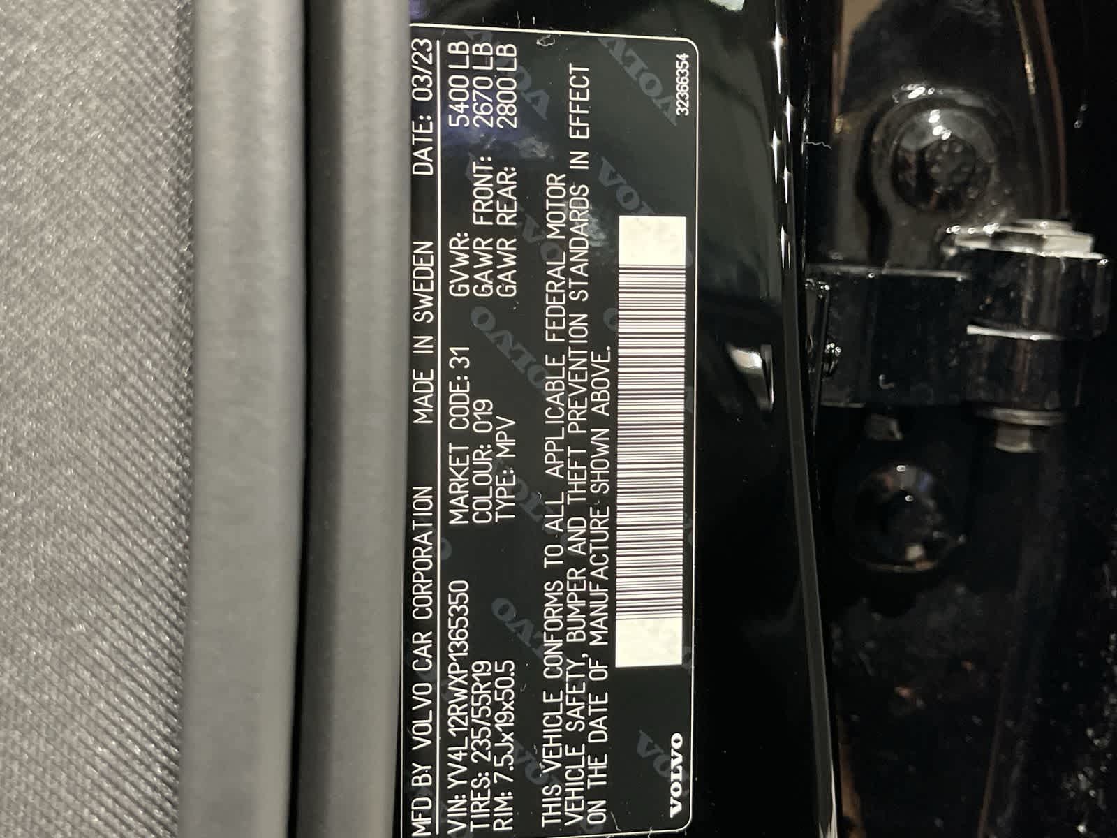 Thumbnail: 2023 Volvo XC60 - 33