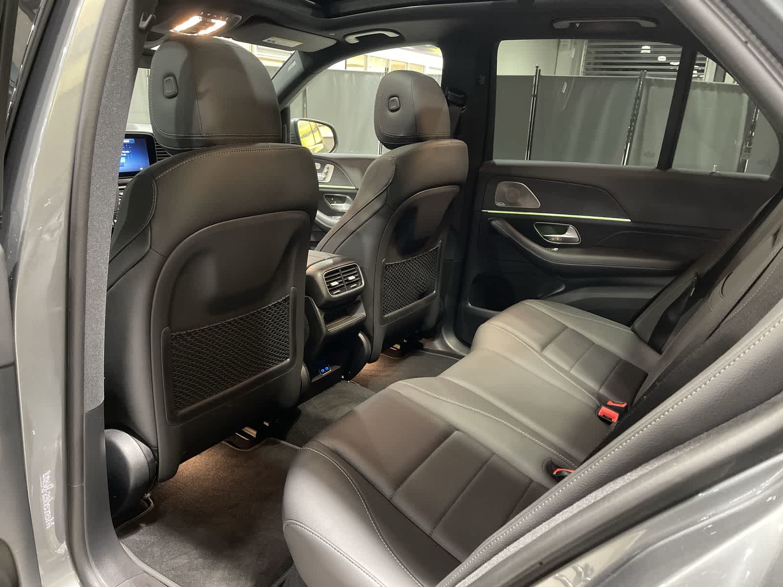 Thumbnail: 2025 Mercedes-Benz GLE - 24