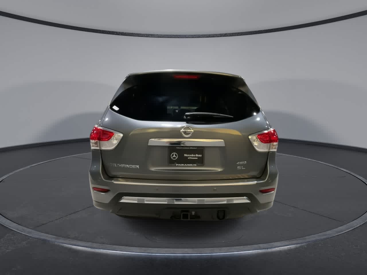 Thumbnail: 2015 Nissan Pathfinder - 10