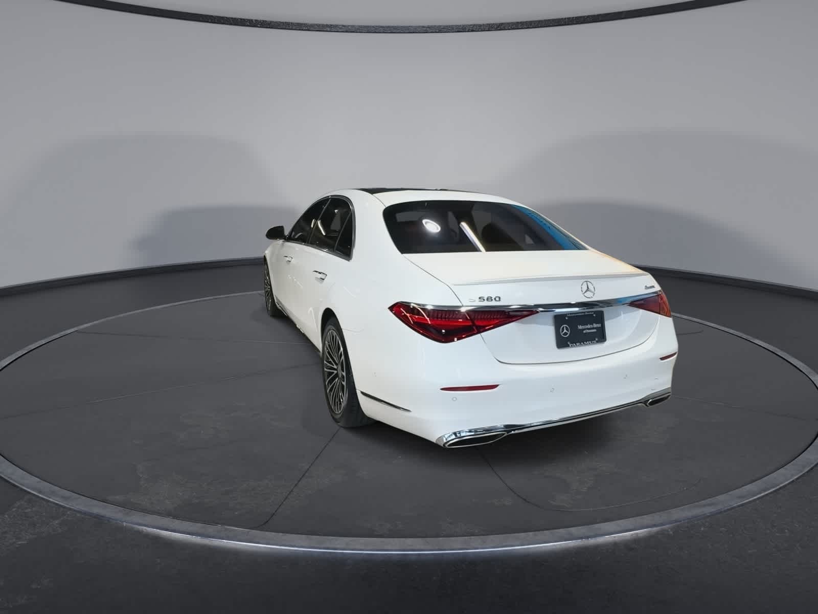 Thumbnail: 2021 Mercedes-Benz S-Class - 9