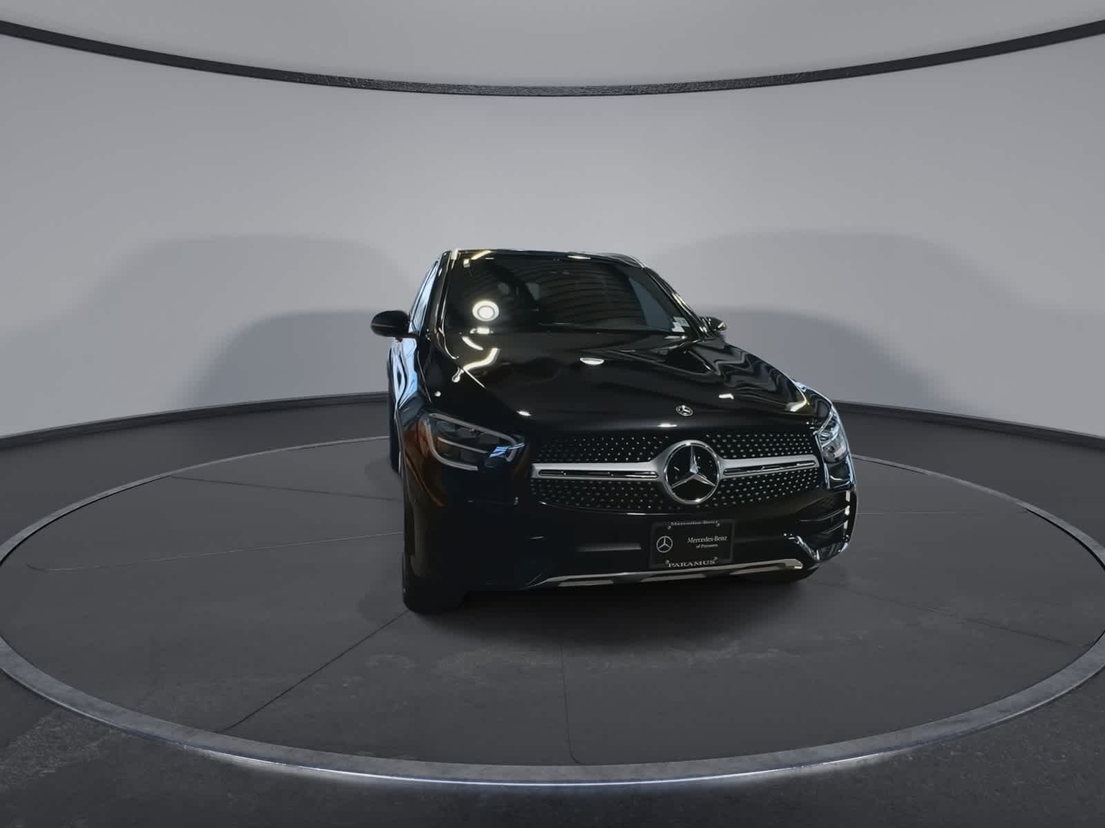 Thumbnail: 2022 Mercedes-Benz GLC - 3