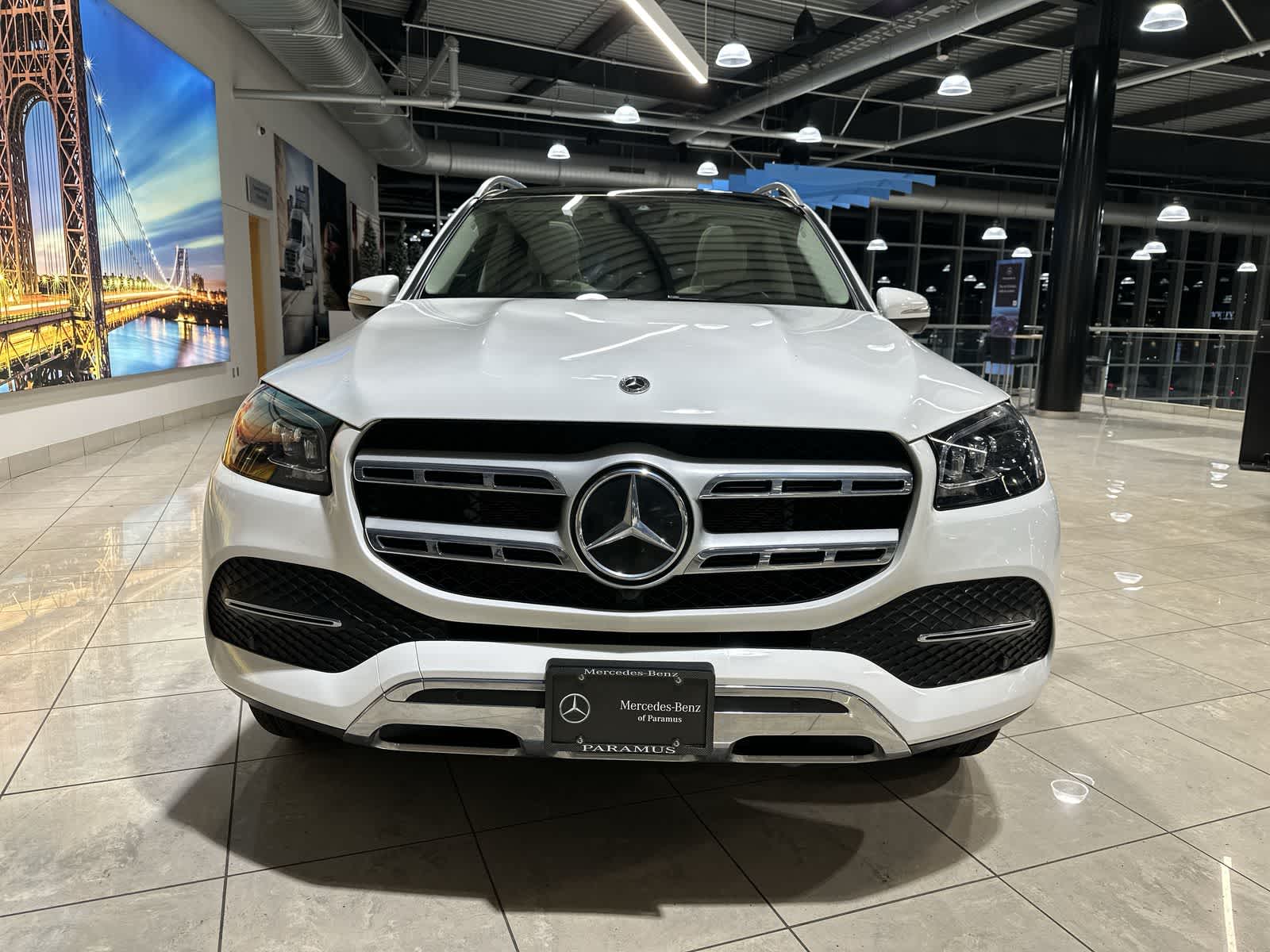 Thumbnail: 2023 Mercedes-Benz GLS - 18