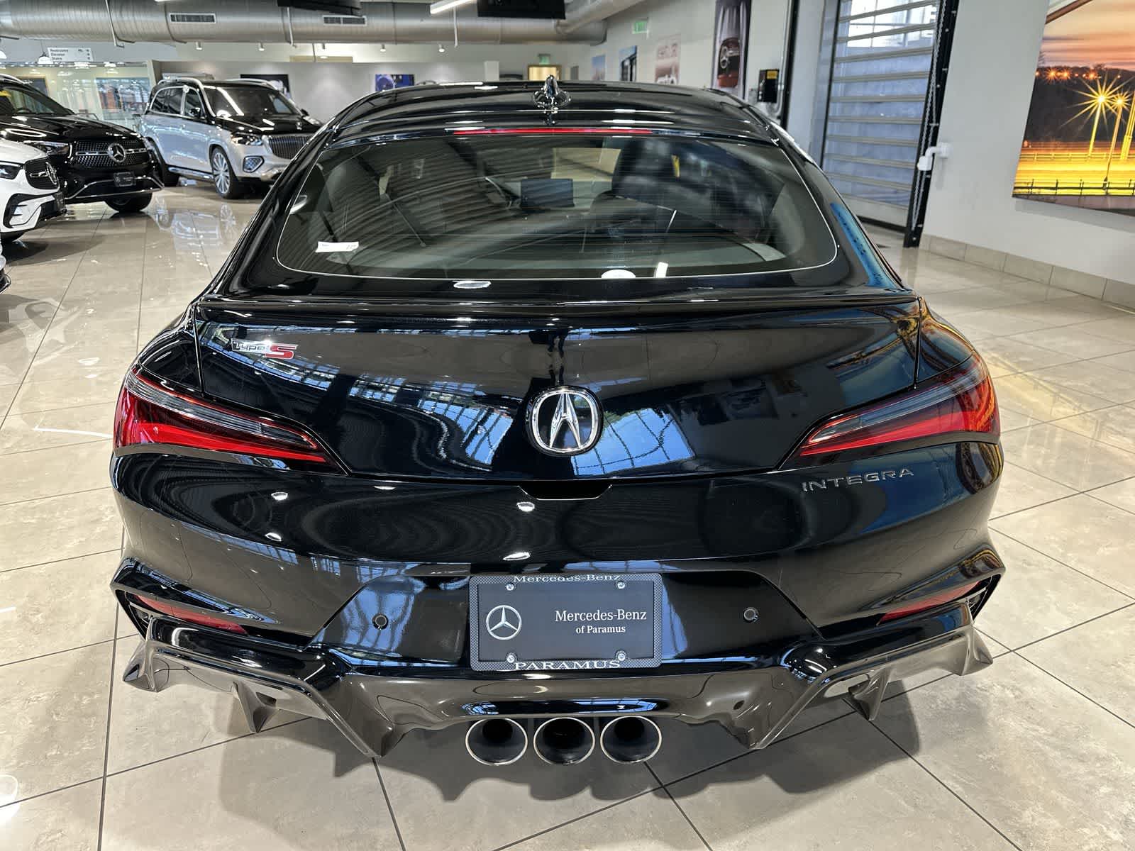 Thumbnail: 2024 Acura Integra - 17