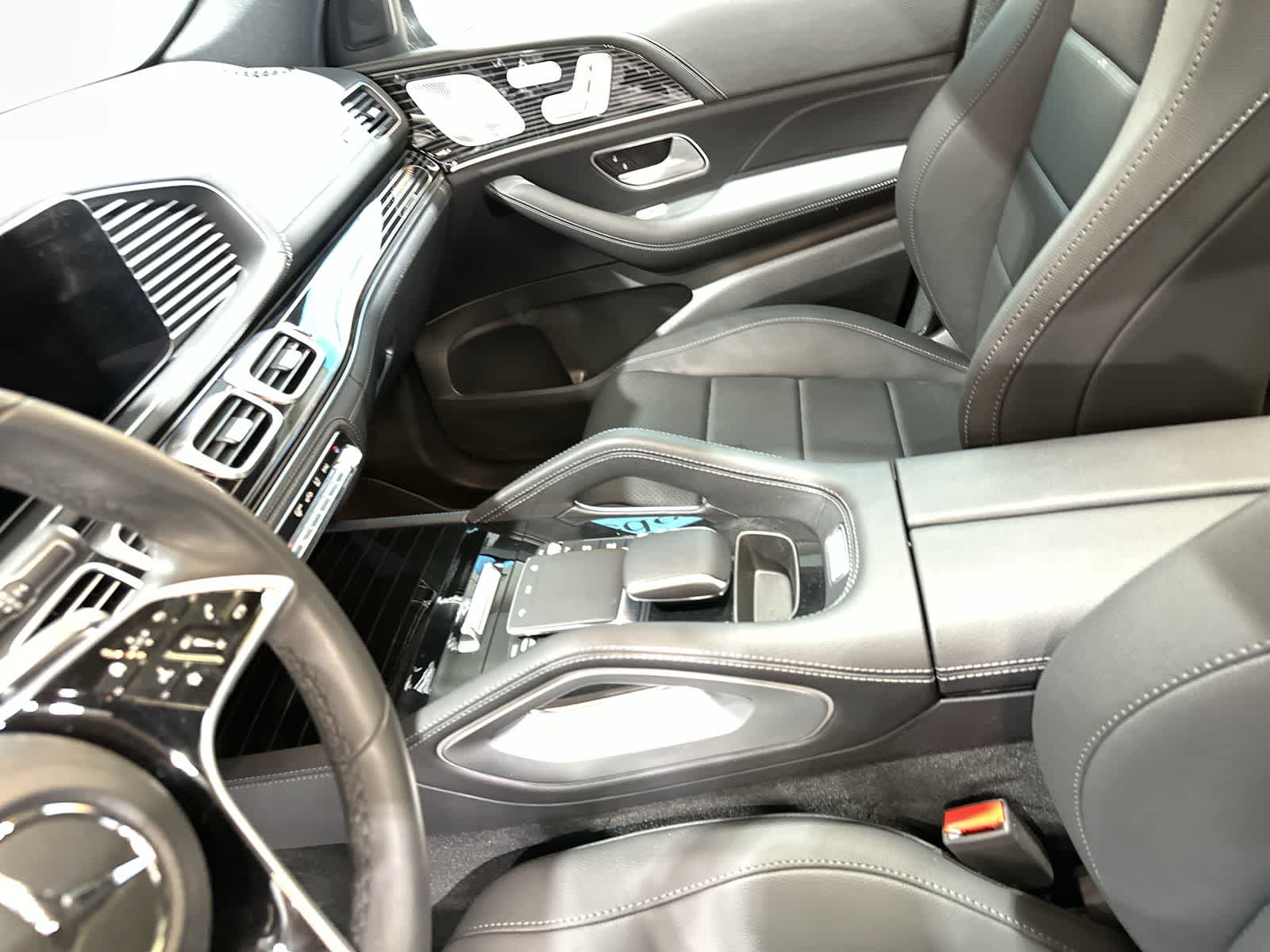 Thumbnail: 2024 Mercedes-Benz GLE - 28