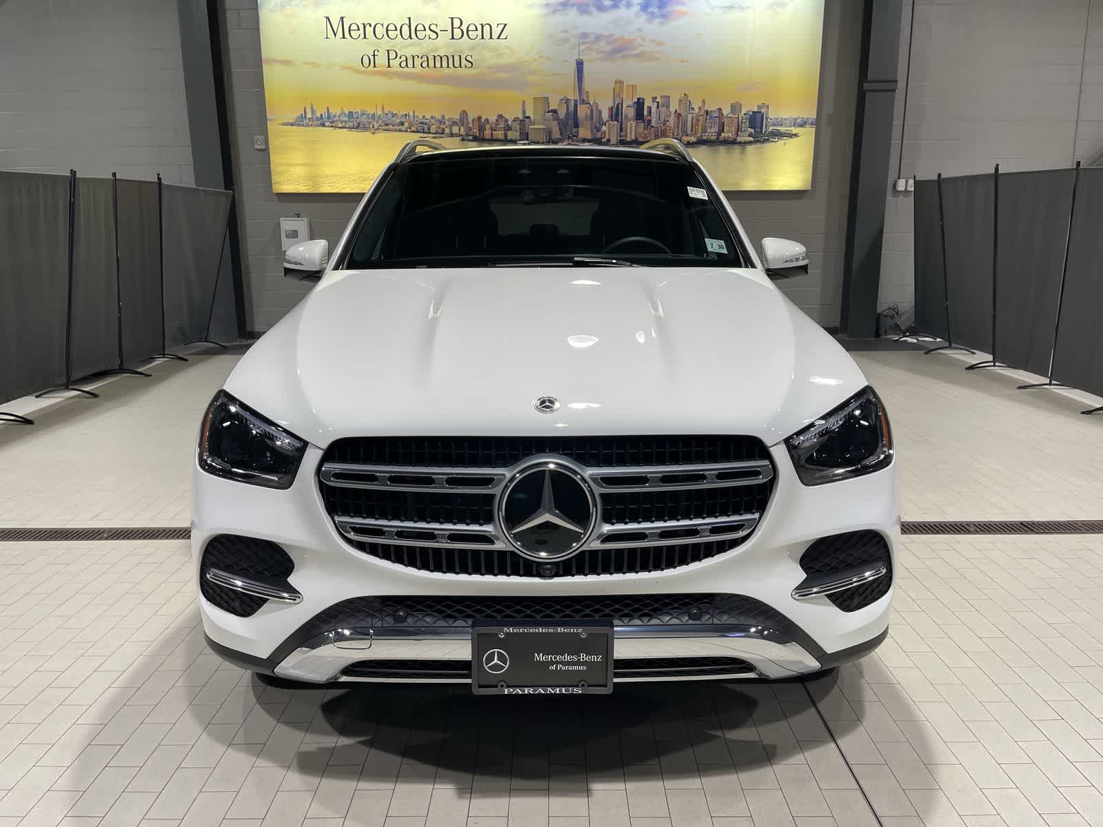 Thumbnail: 2025 Mercedes-Benz GLE - 18