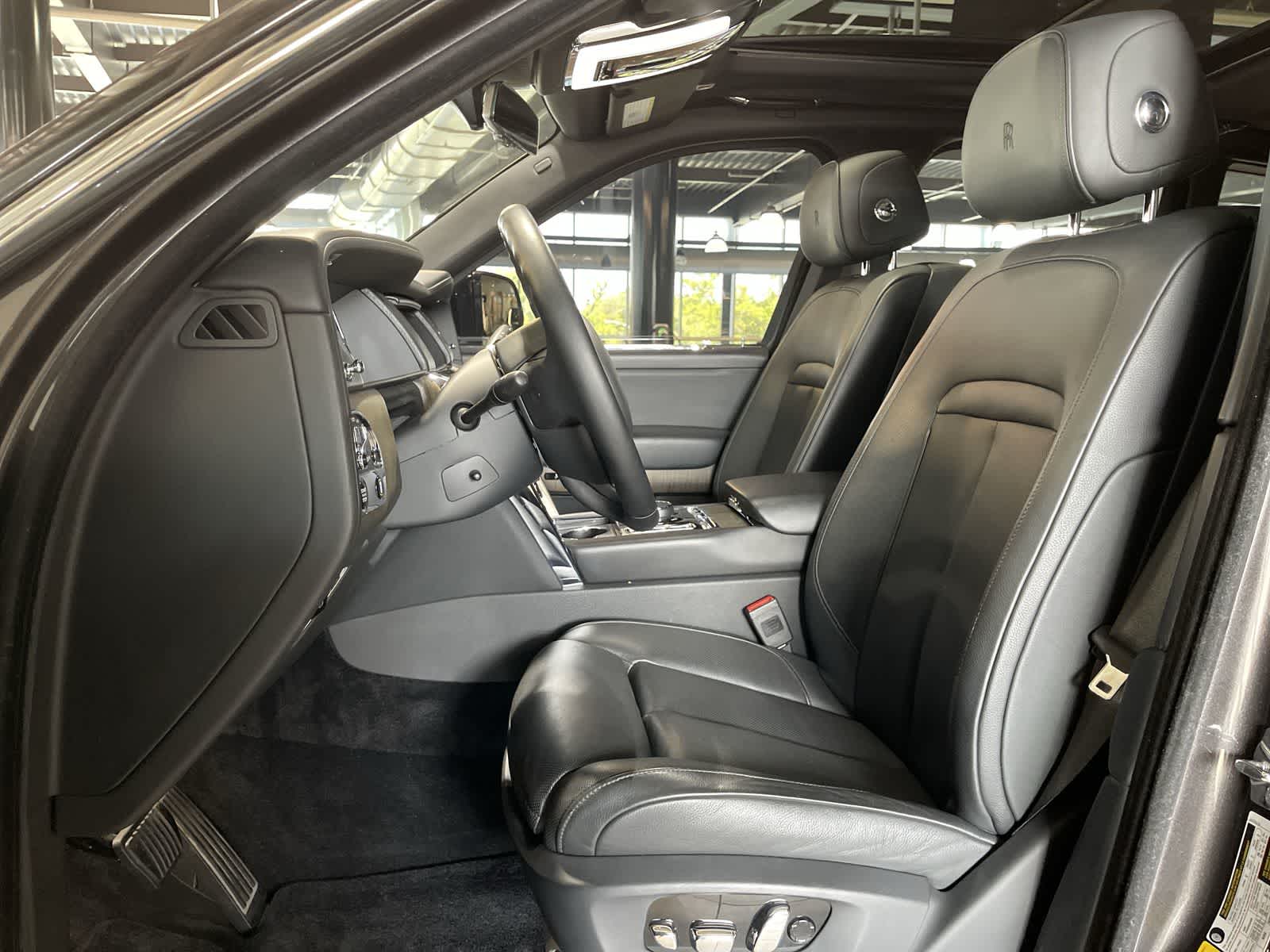 Thumbnail: 2019 Rolls-Royce Cullinan - 23