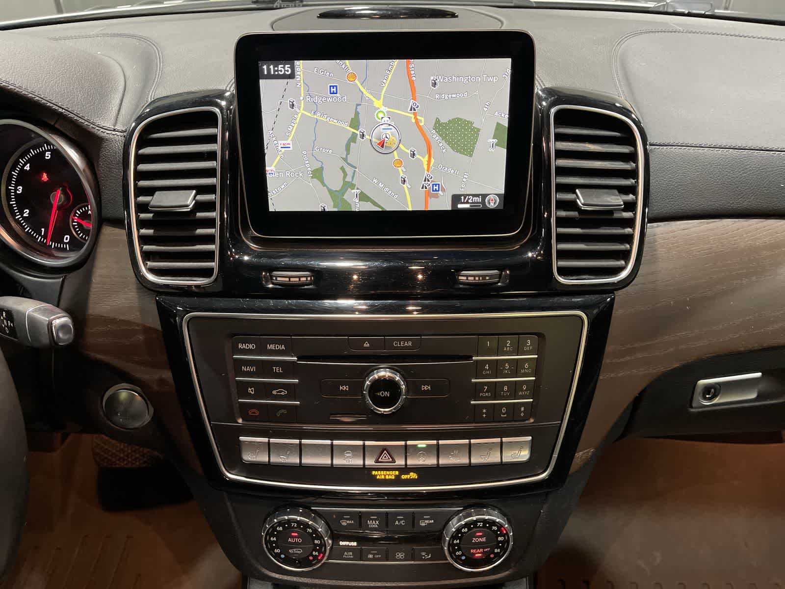 Thumbnail: 2017 Mercedes-Benz GLS - 28