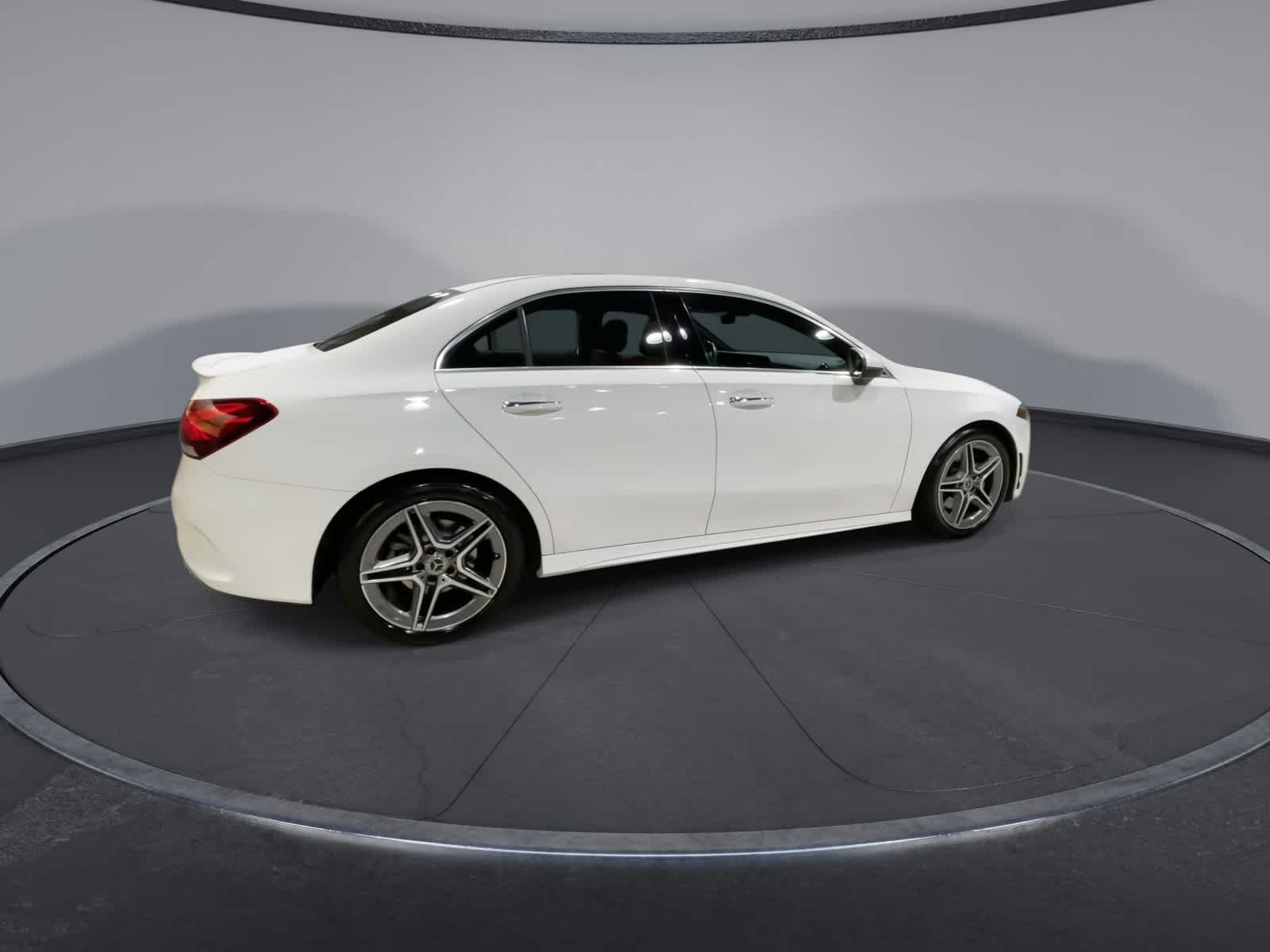 Thumbnail: 2022 Mercedes-Benz A-Class - 12