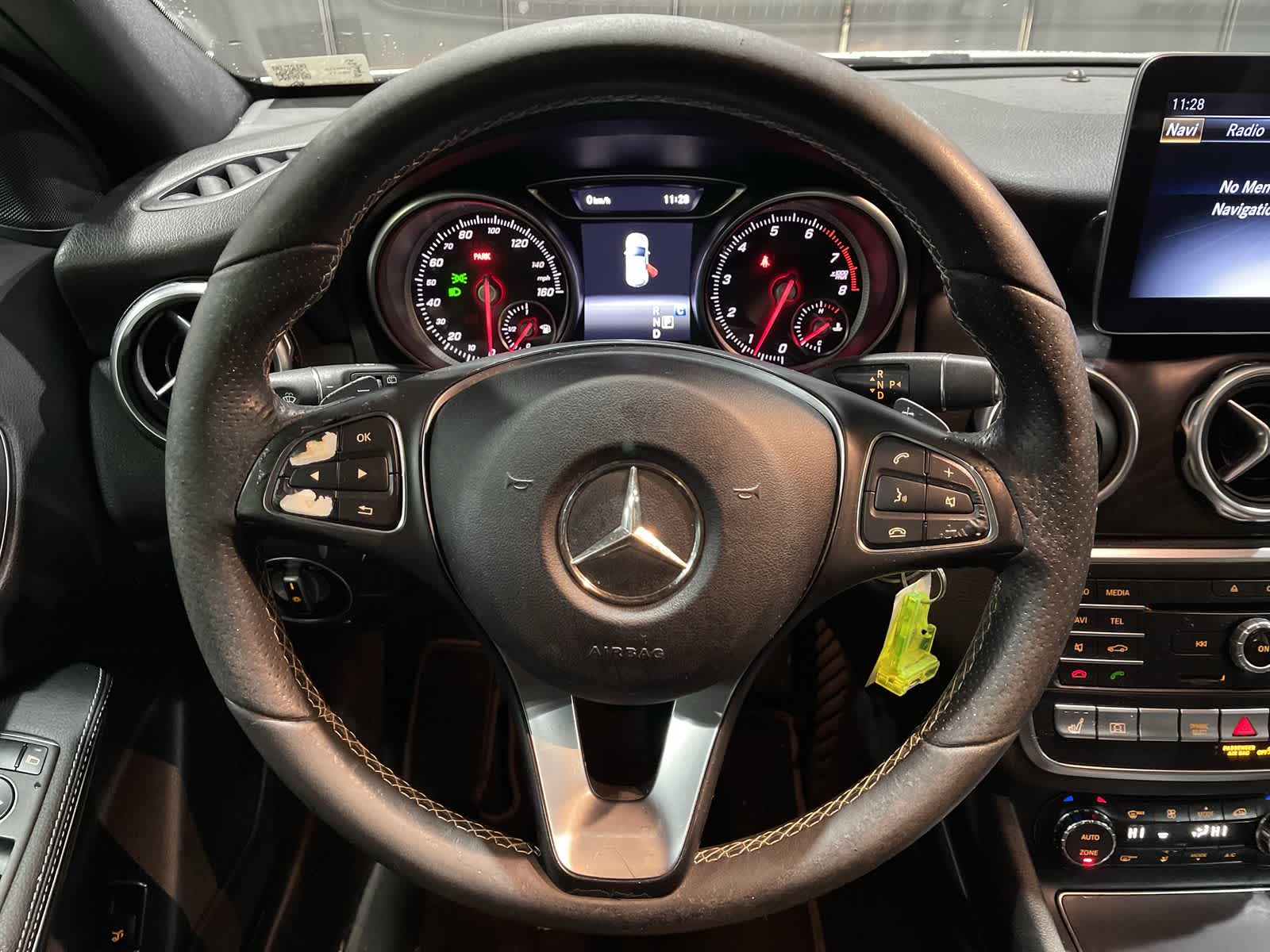 Thumbnail: 2018 Mercedes-Benz GLA - 27