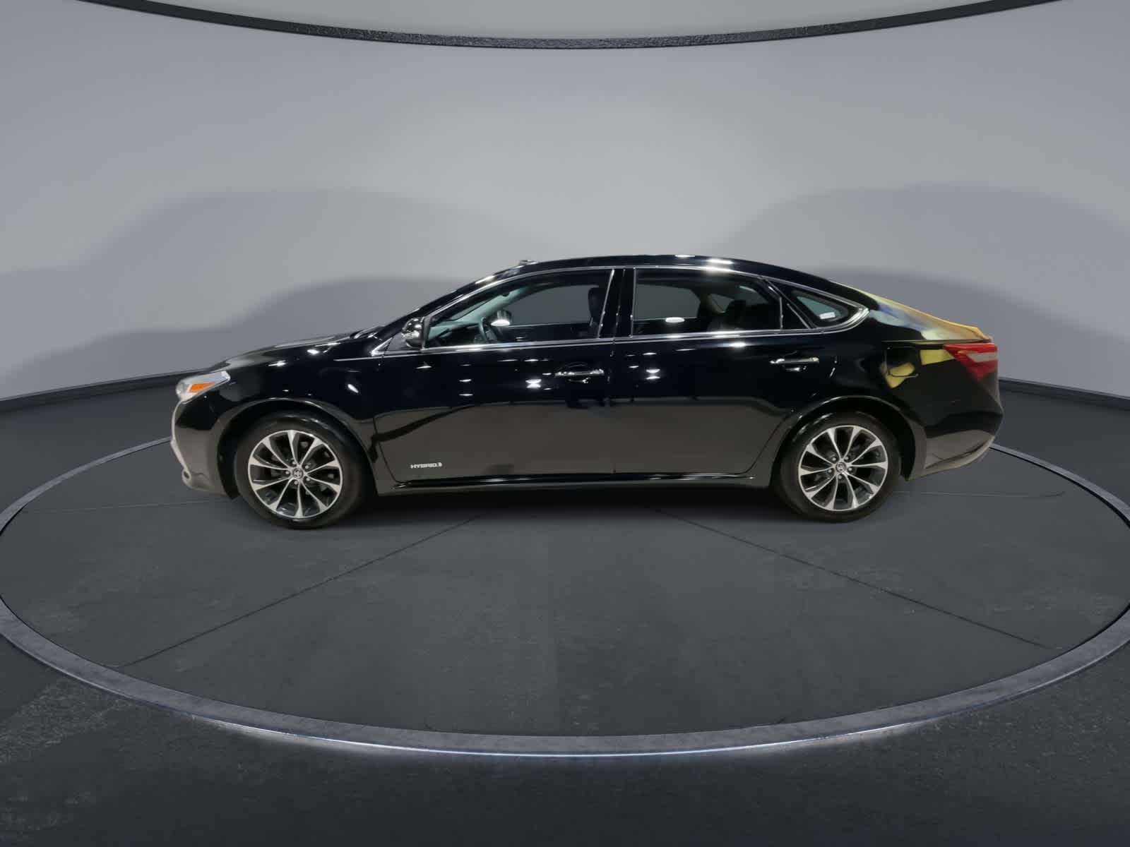 Thumbnail: 2016 Toyota Avalon - 7