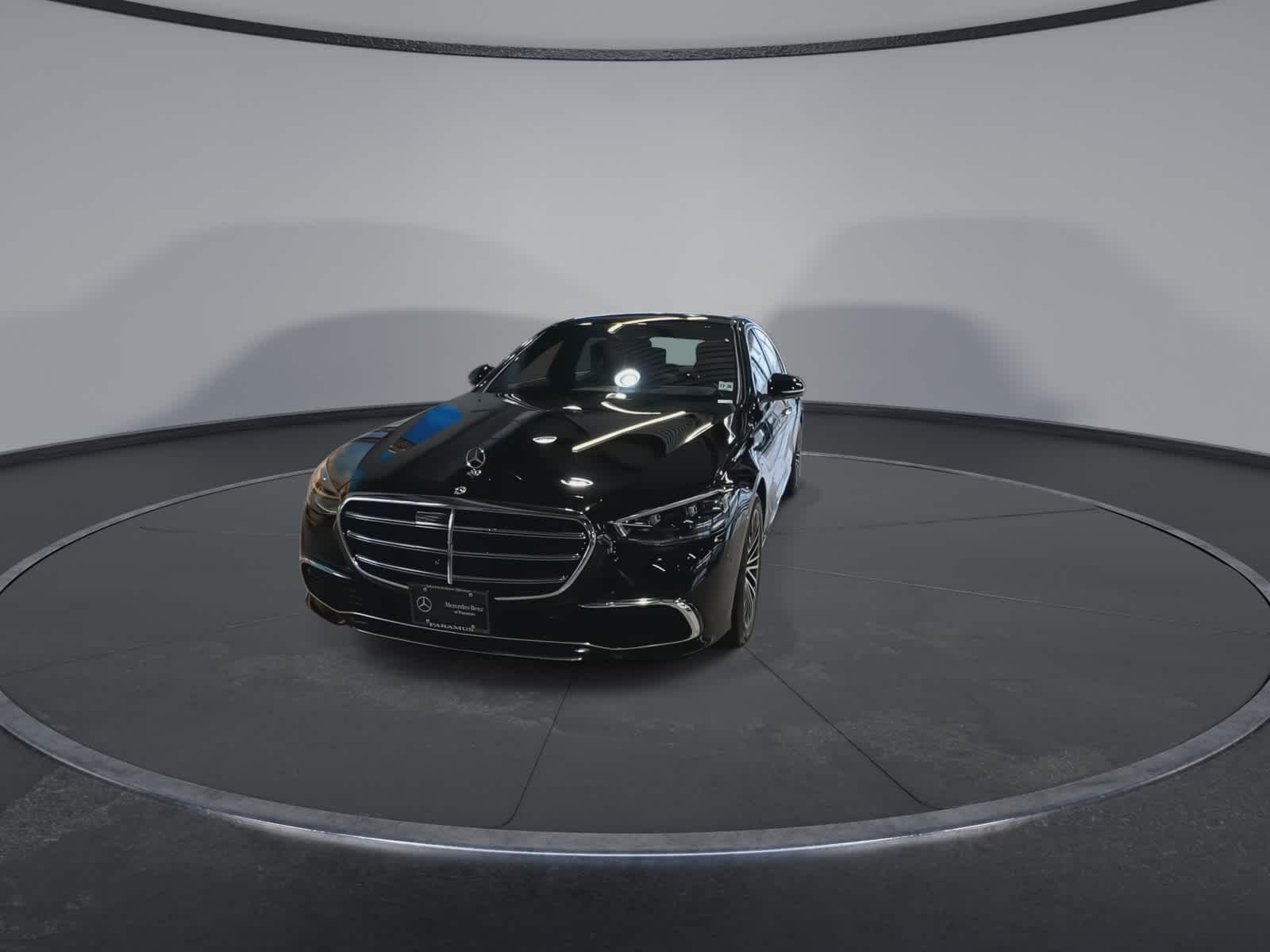 Thumbnail: 2022 Mercedes-Benz S-Class - 4