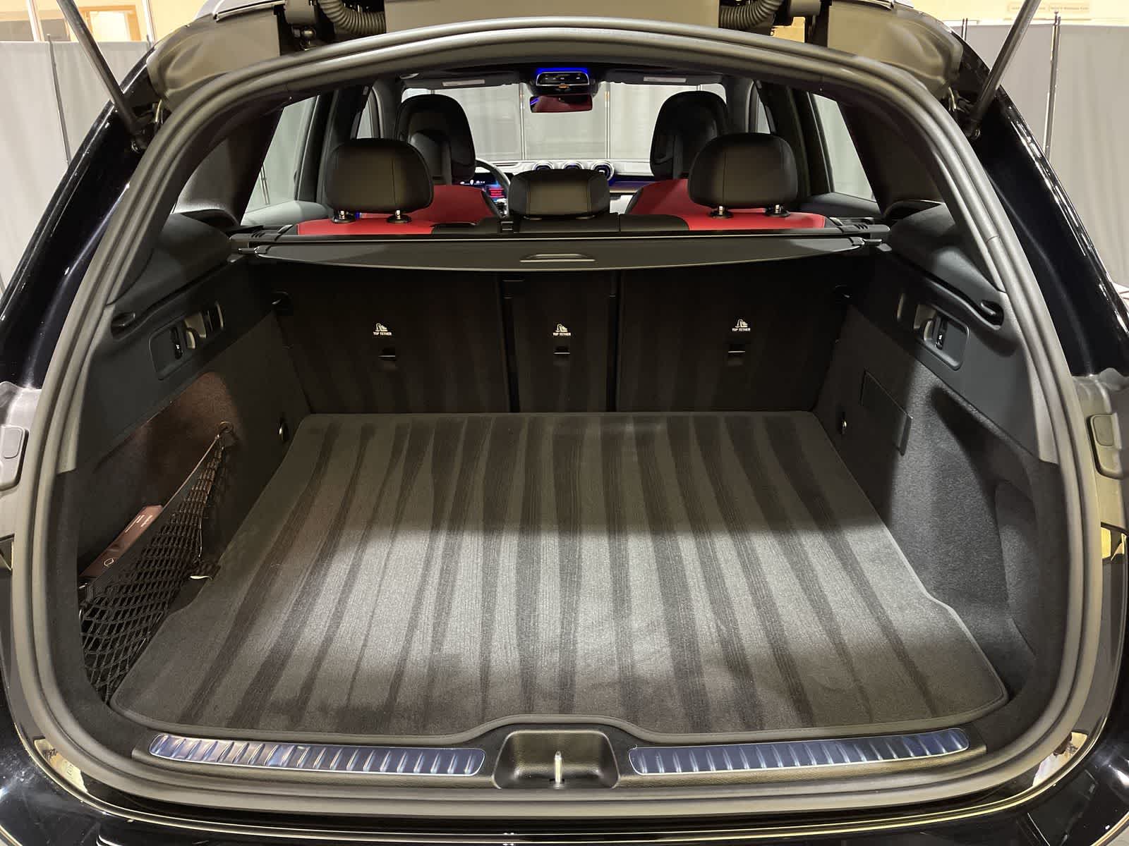 Thumbnail: 2024 Mercedes-Benz GLC - 31