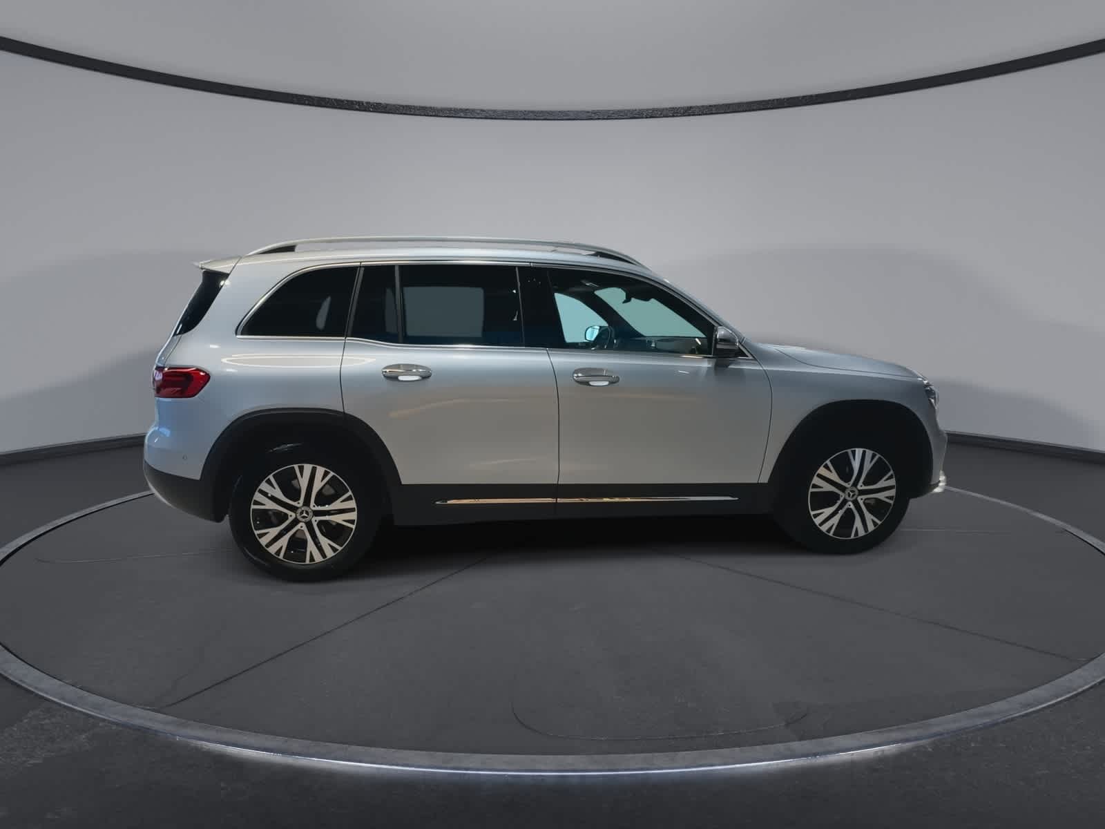 Thumbnail: 2026 Mercedes-Benz GLB - 12