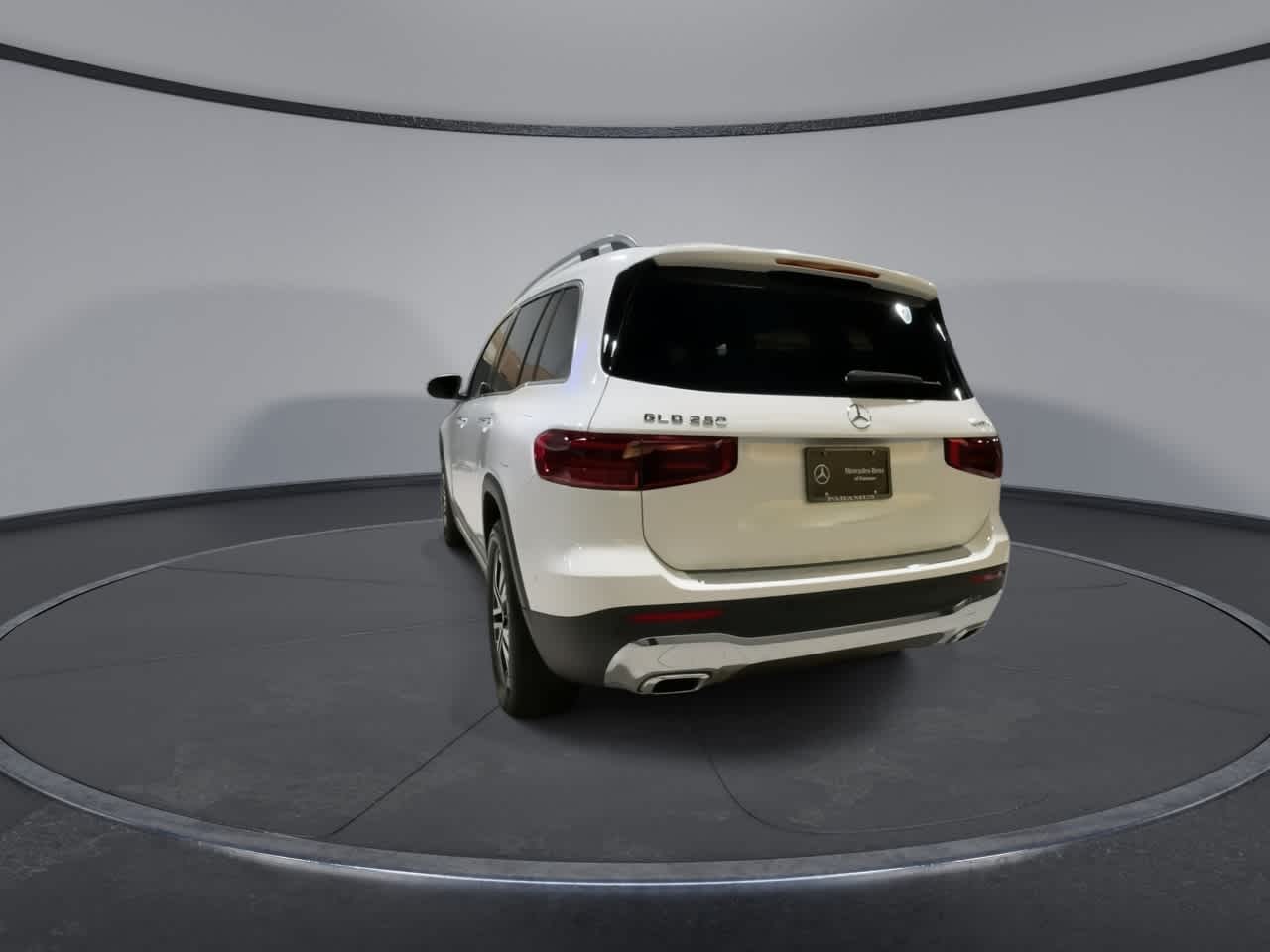 Thumbnail: 2025 Mercedes-Benz GLB - 8
