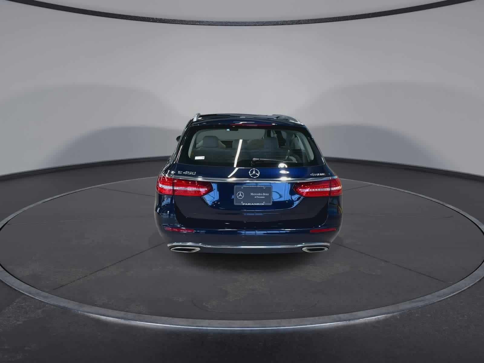 Thumbnail: 2019 Mercedes-Benz E-Class - 10