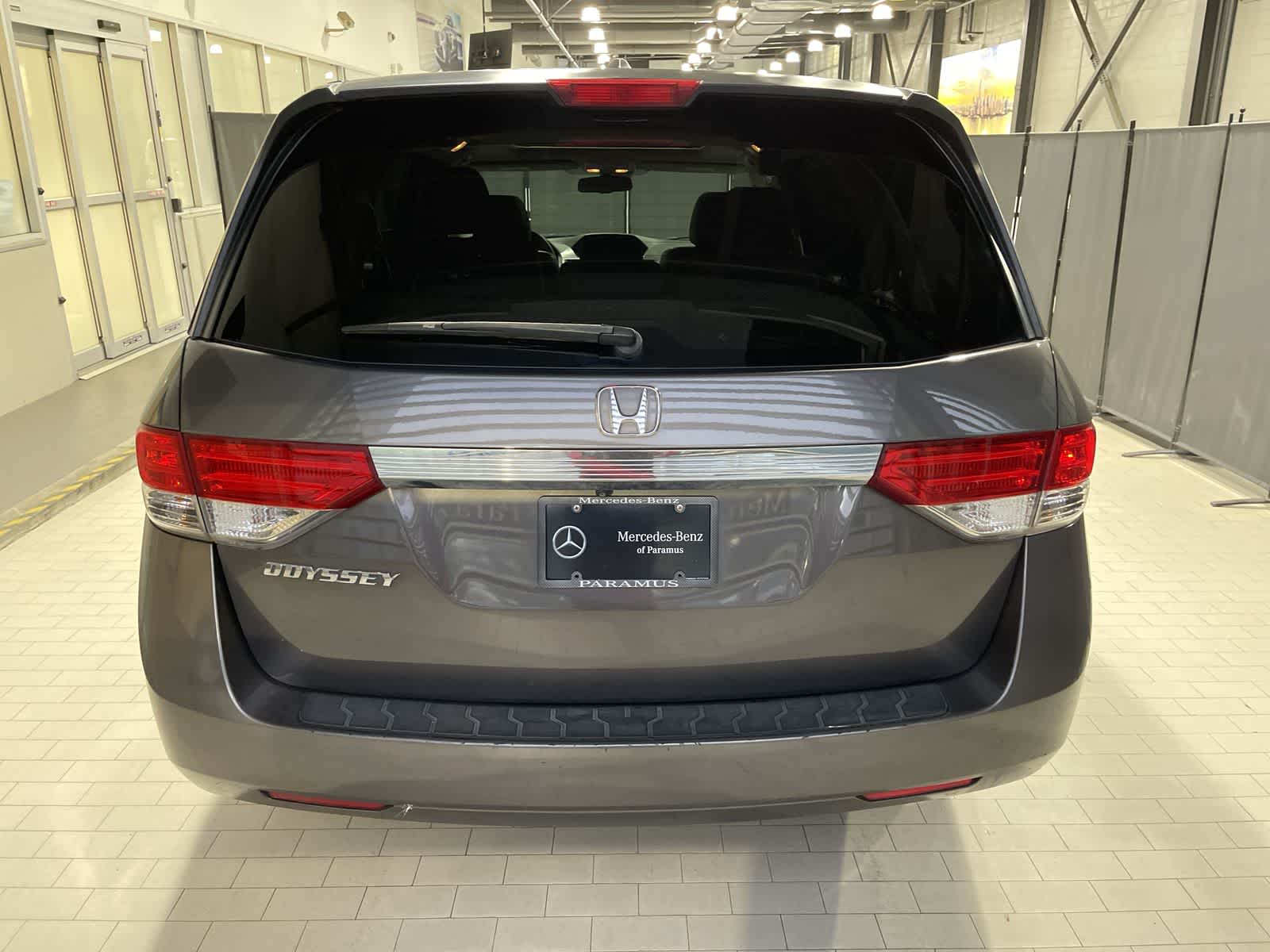Thumbnail: 2015 Honda Odyssey - 17