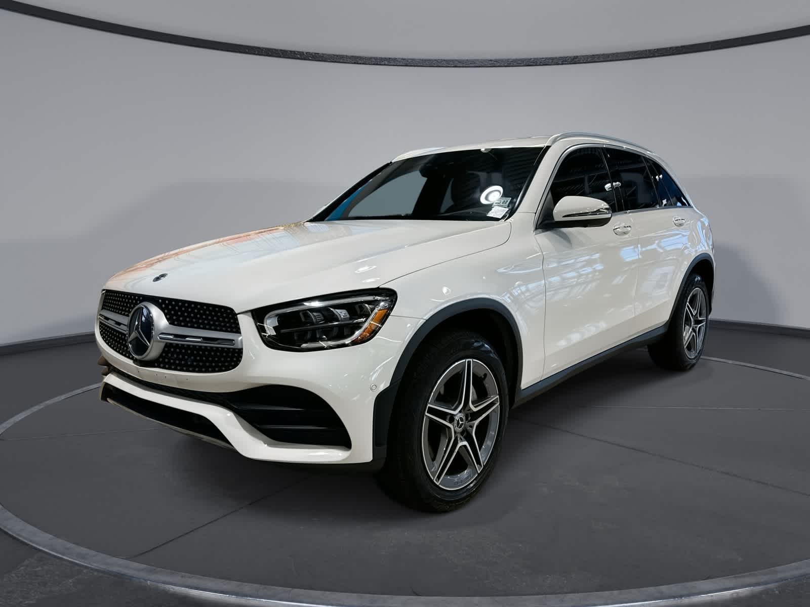 Thumbnail: 2022 Mercedes-Benz GLC - 1