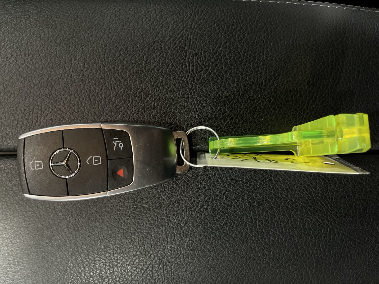 Thumbnail: 2020 Mercedes-Benz C-Class - 32