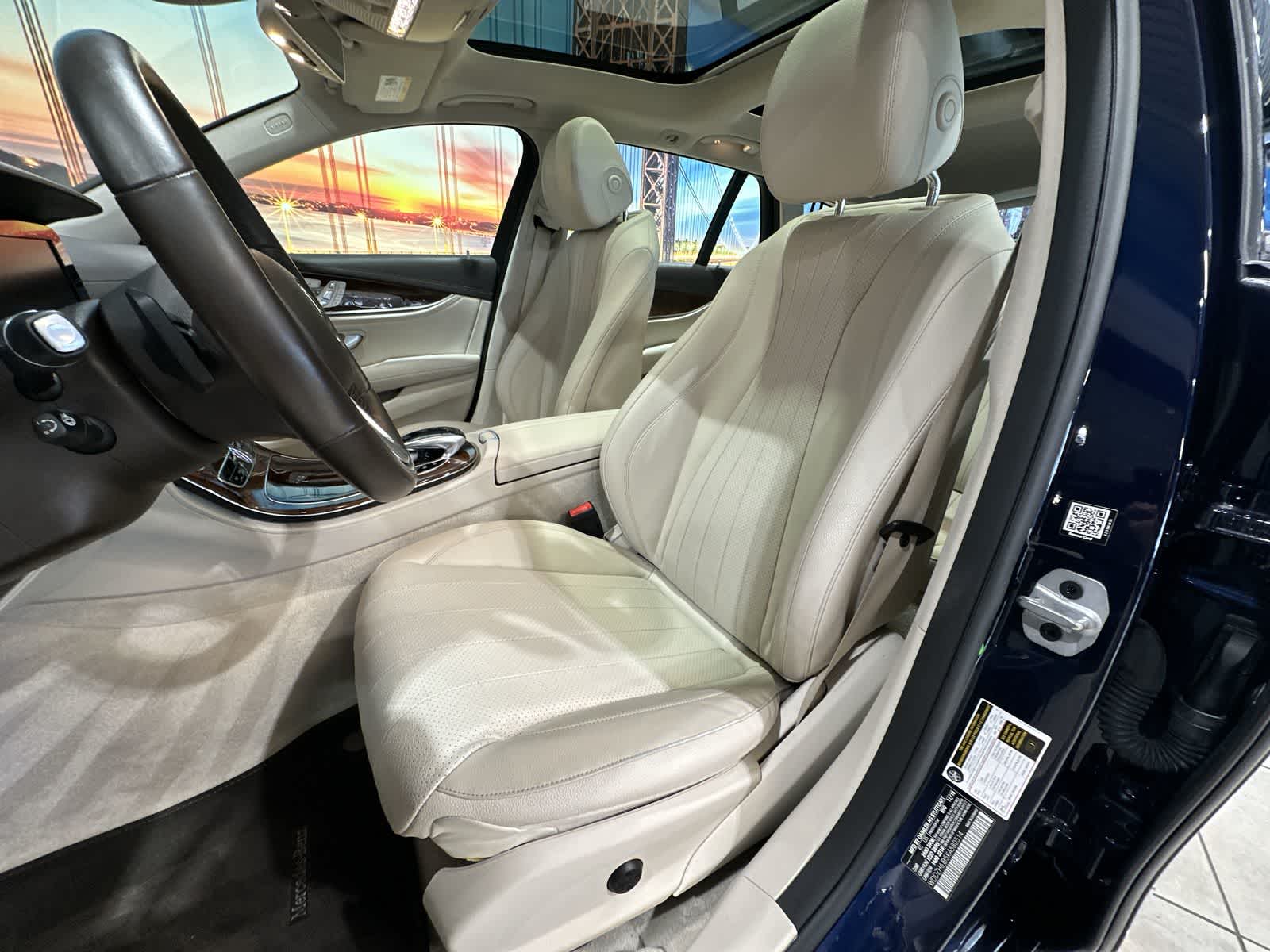 Thumbnail: 2019 Mercedes-Benz E-Class - 23